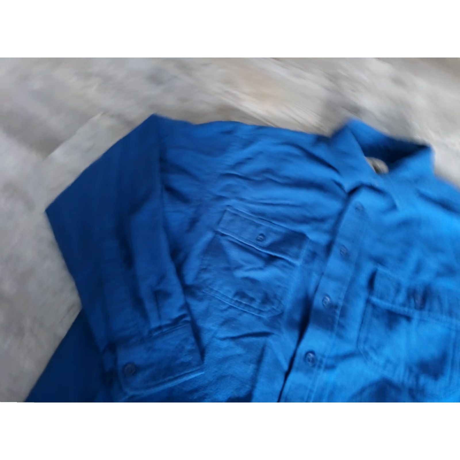Vintage VINTAGE L.L. Bean Heavyweight Chamois Cloth Button-Up Shirt Adult Large Regular Navy Blue Casual Mens Size US L / EU 52-54 / 3 - 4 Thumbnail
