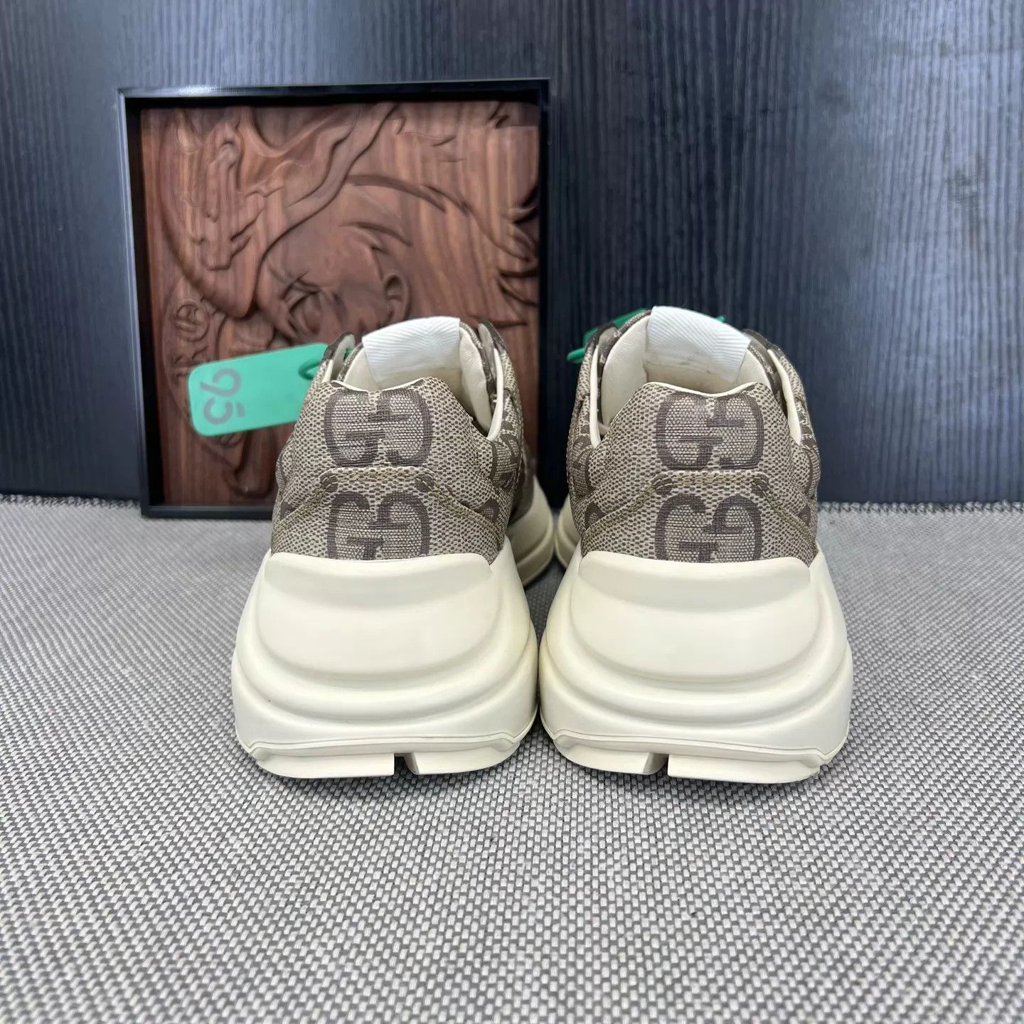 Gucci Gucci Rhyton All Over Print Khaki 37.5 US Worn 2-3x Size US 7 / IT 37 - 5 Thumbnail