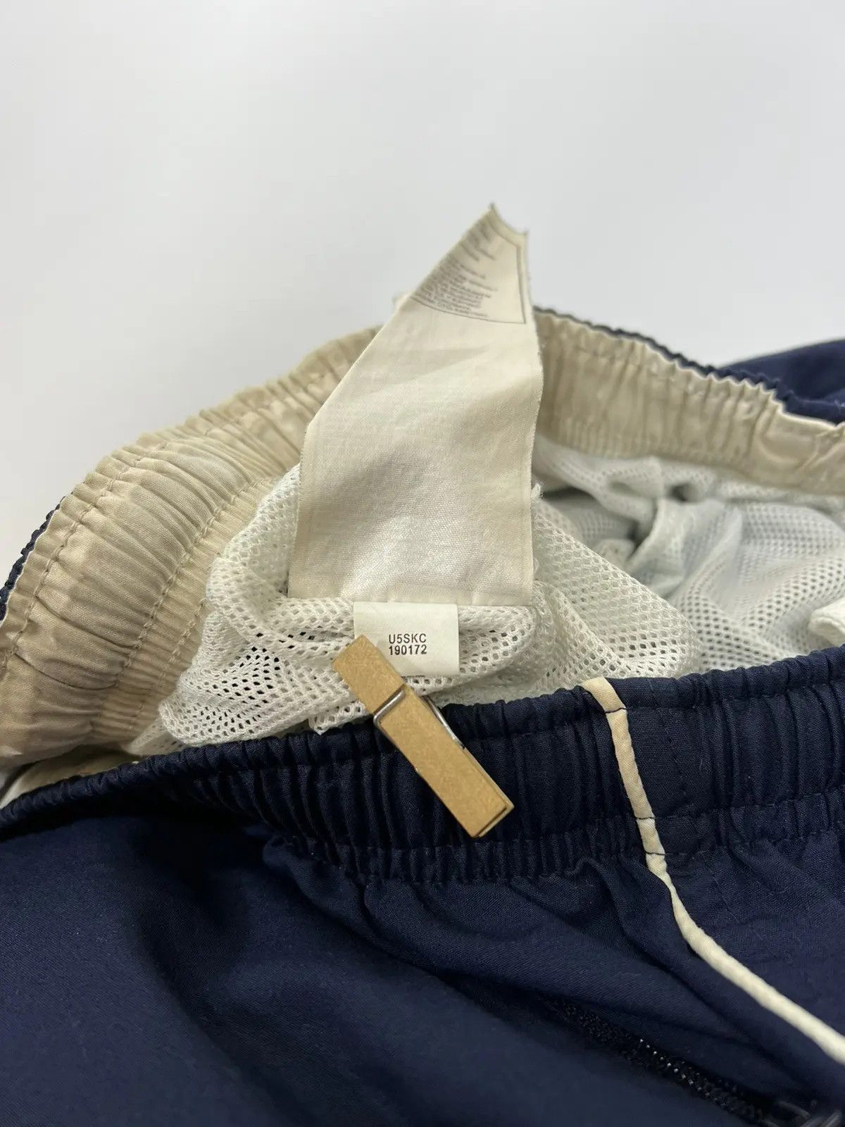 Nike Vintage Nike streetwear shorts Size US 35 - 5 Thumbnail