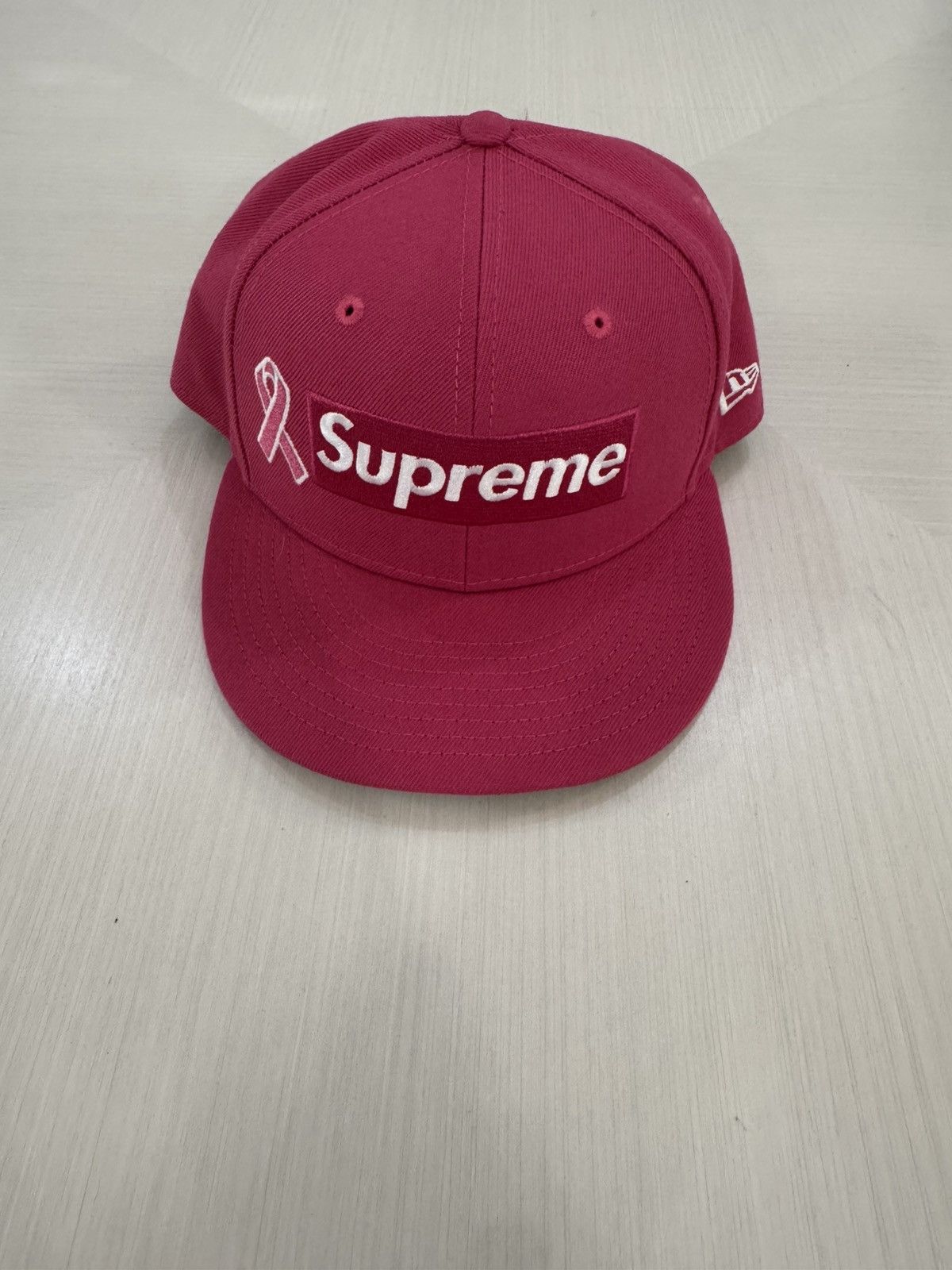 Supreme Supreme Breast Cancer Box Logo Hat Pink 7 3/8 FW25 USED Size ONE SIZE - 1 Thumbnail