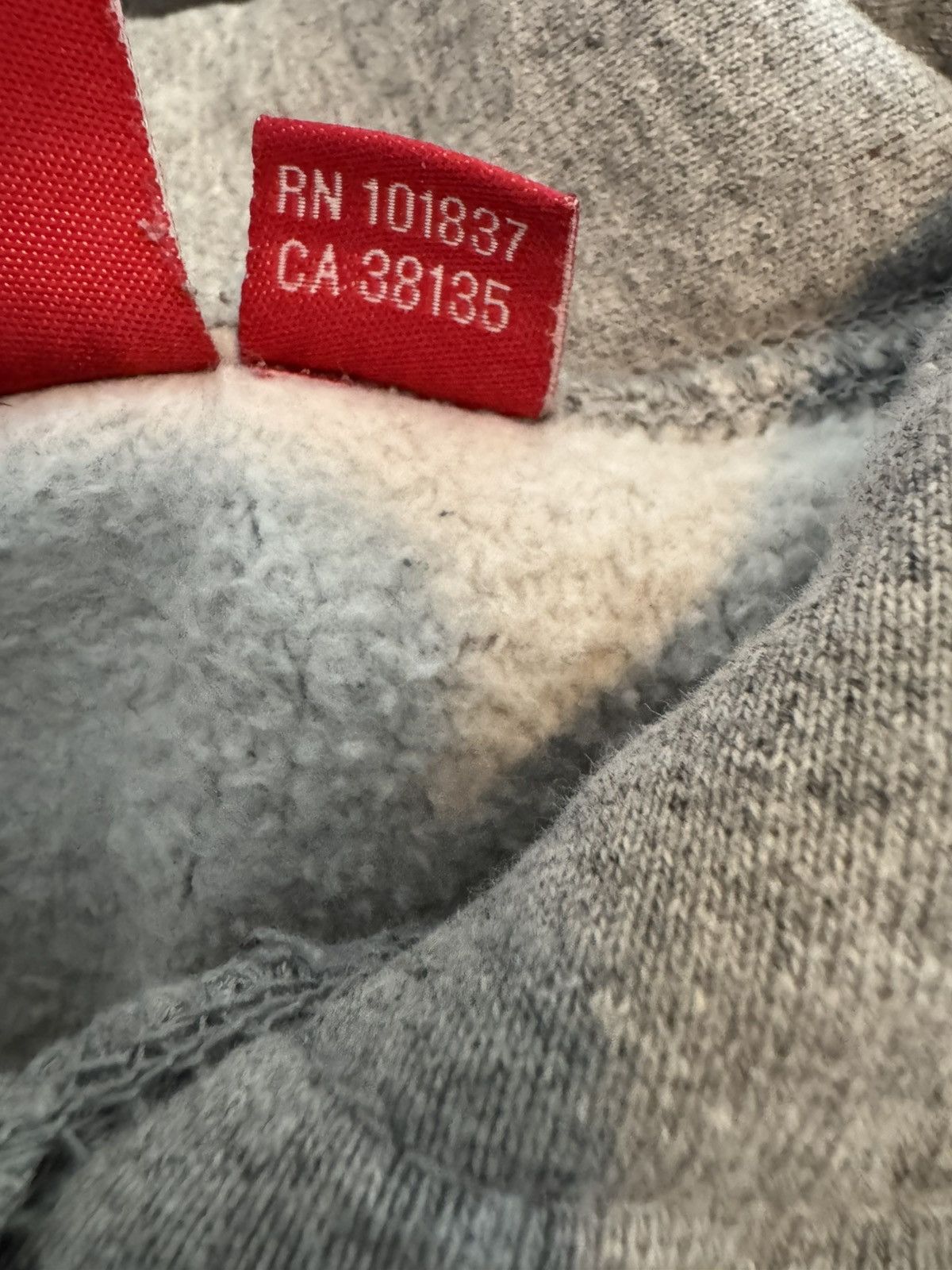 Supreme FW19 - Micro Logo Hoodie - Heather Grey Size US L / EU 52-54 / 3 - 7 Thumbnail