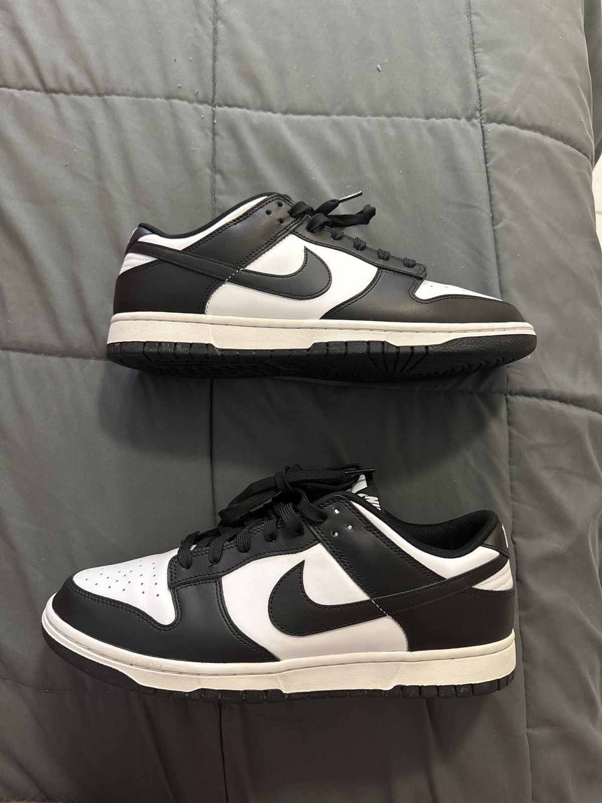 Nike Nike Dunk Low Panda Size US 10.5 / EU 43-44 - 2 Thumbnail