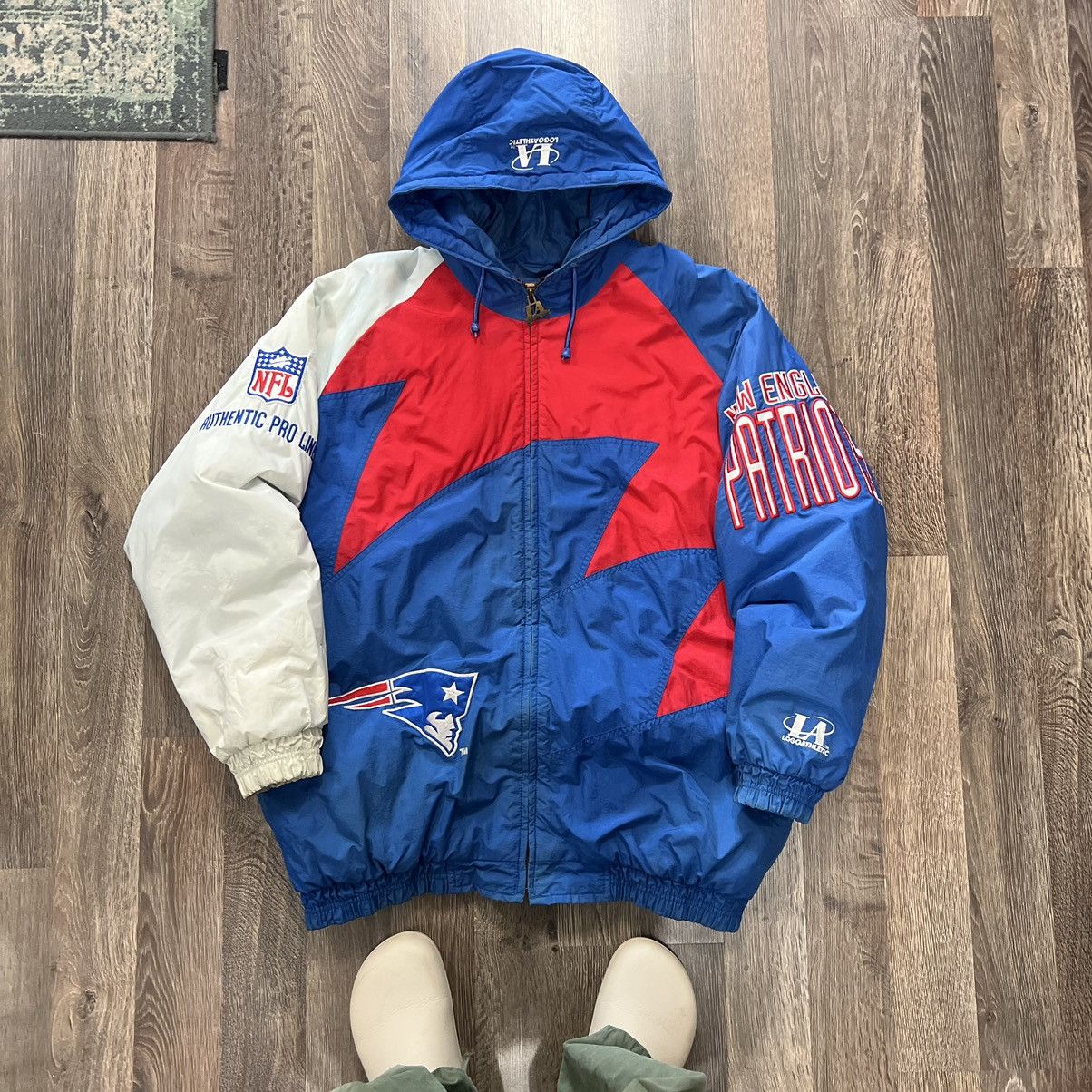 image of Ne Patriots Sharktooth Jacket Logo Athletic in Blue, Men's (Size XL)