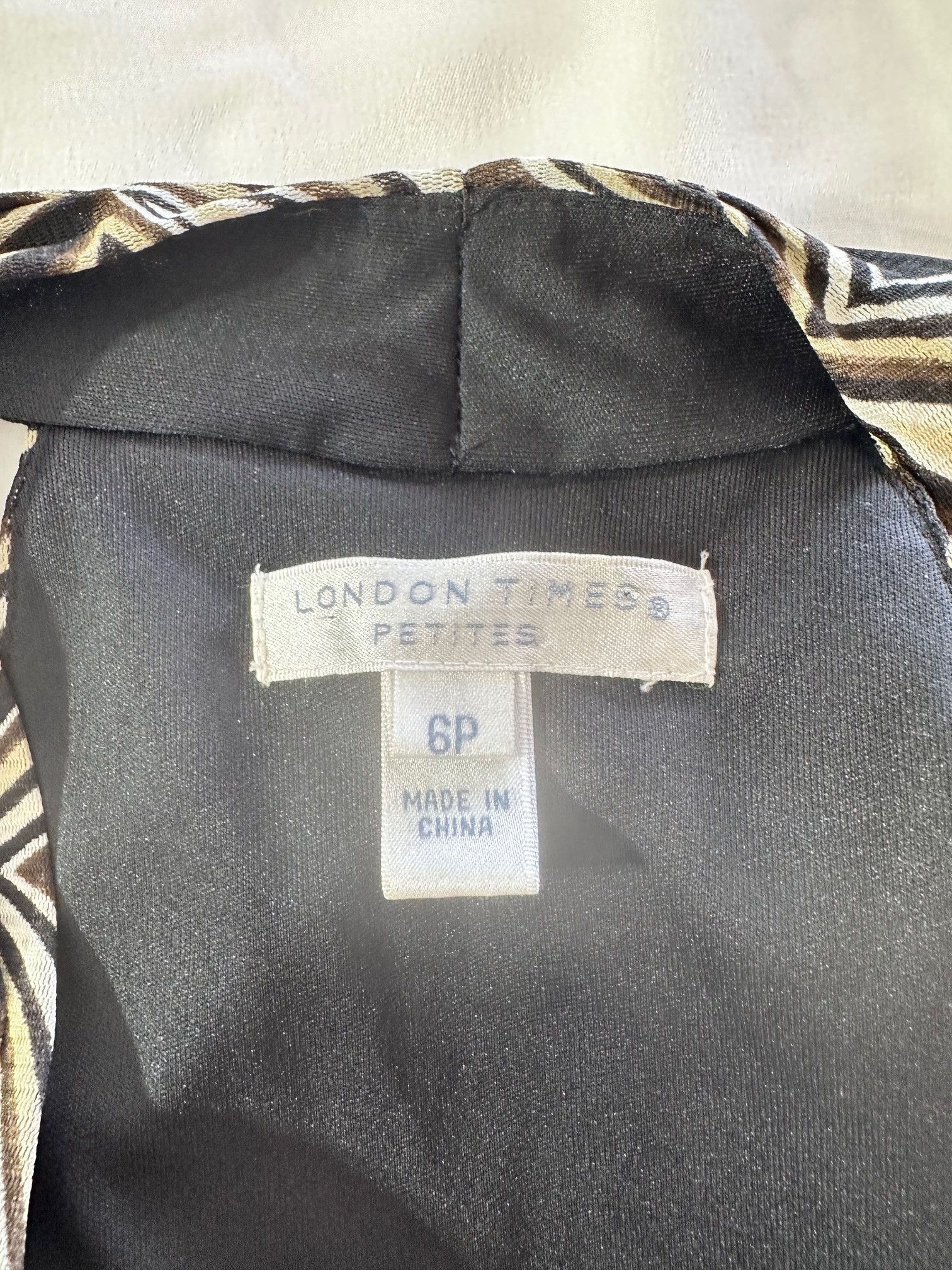Designer London Times Midi Dress Size 6 Size M / US 6-8 / IT 42-44 - 7 Thumbnail