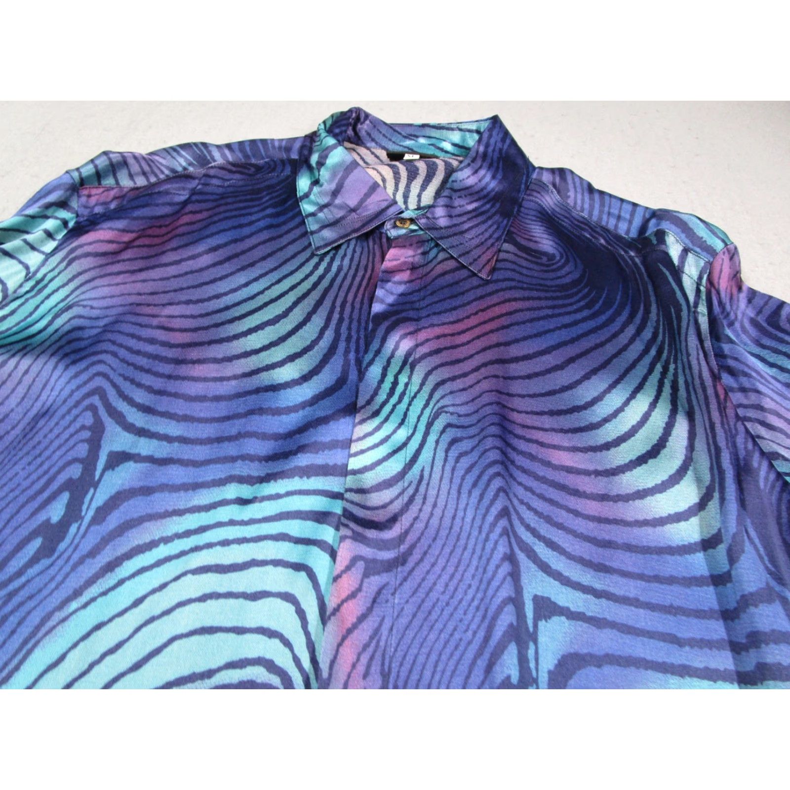 Versace Jeans Couture VINTAGE Versace Jeans Couture Shirt Men XL Blue Long Sleeve Button-Up Abstract Made Italy 90s 90s Floral Geometric Designer Mens Size US XL / EU 56 / 4 - 2 Thumbnail