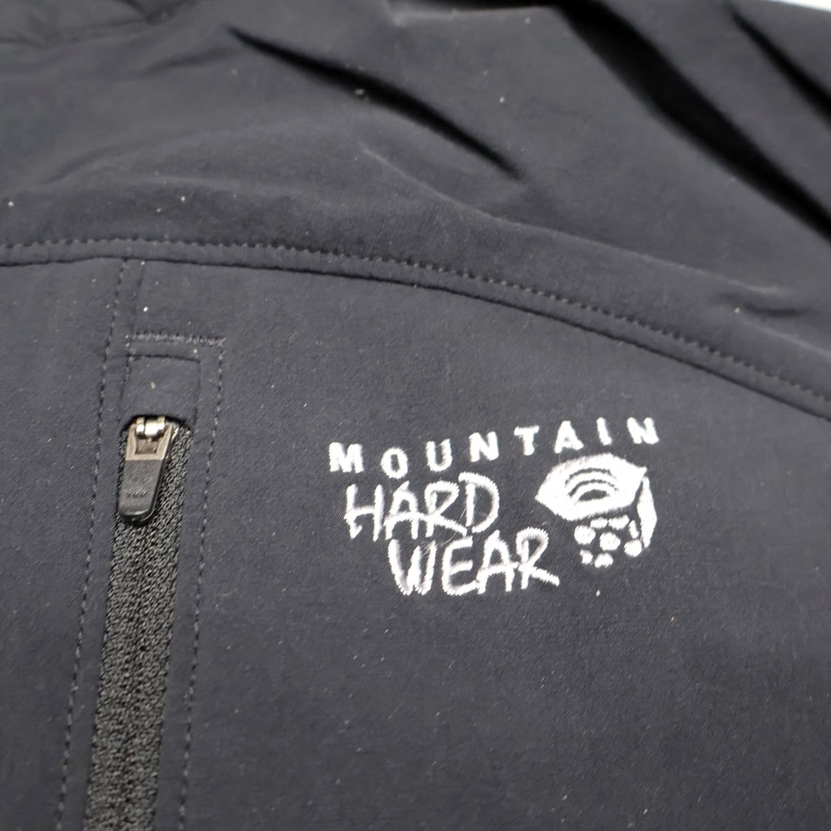 Mountain Hardwear Mountain Hardwear Jacket Womens Medium Black Softshell Wind Rain Full Zip Hiking Size M / US 6-8 / IT 42-44 - 3 Thumbnail