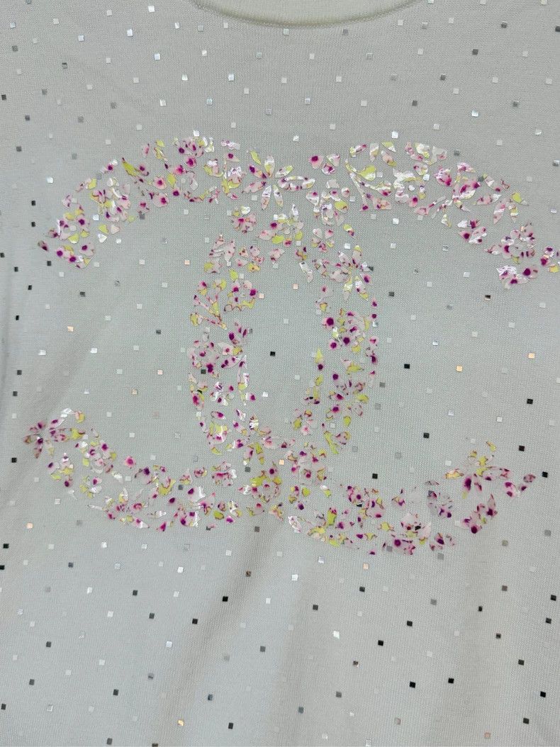 Chanel Chanel White glitter logo short sleeves 2504-Nextarrow Size XXS / US 00 / IT 34 - 4 Thumbnail