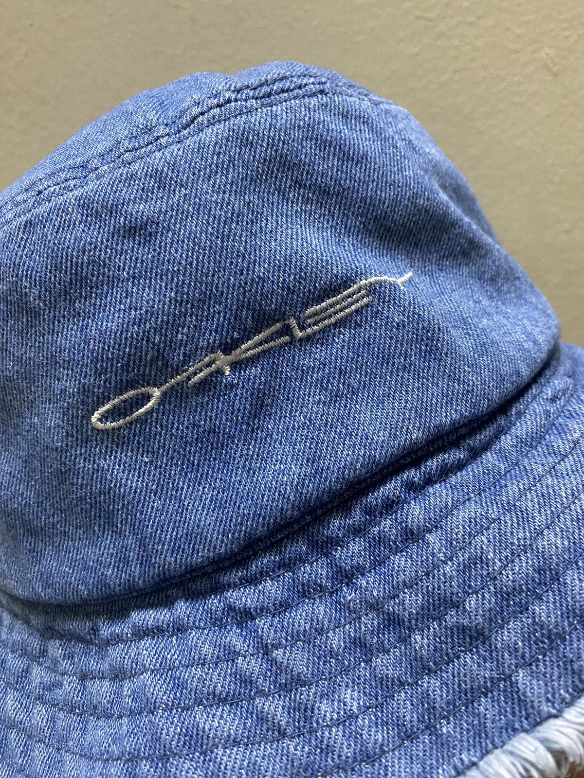 Oakley × Vintage Vintage Jeans Distressed Oakley Bucket Hat Outdoor Y2k Size ONE SIZE - 4 Thumbnail