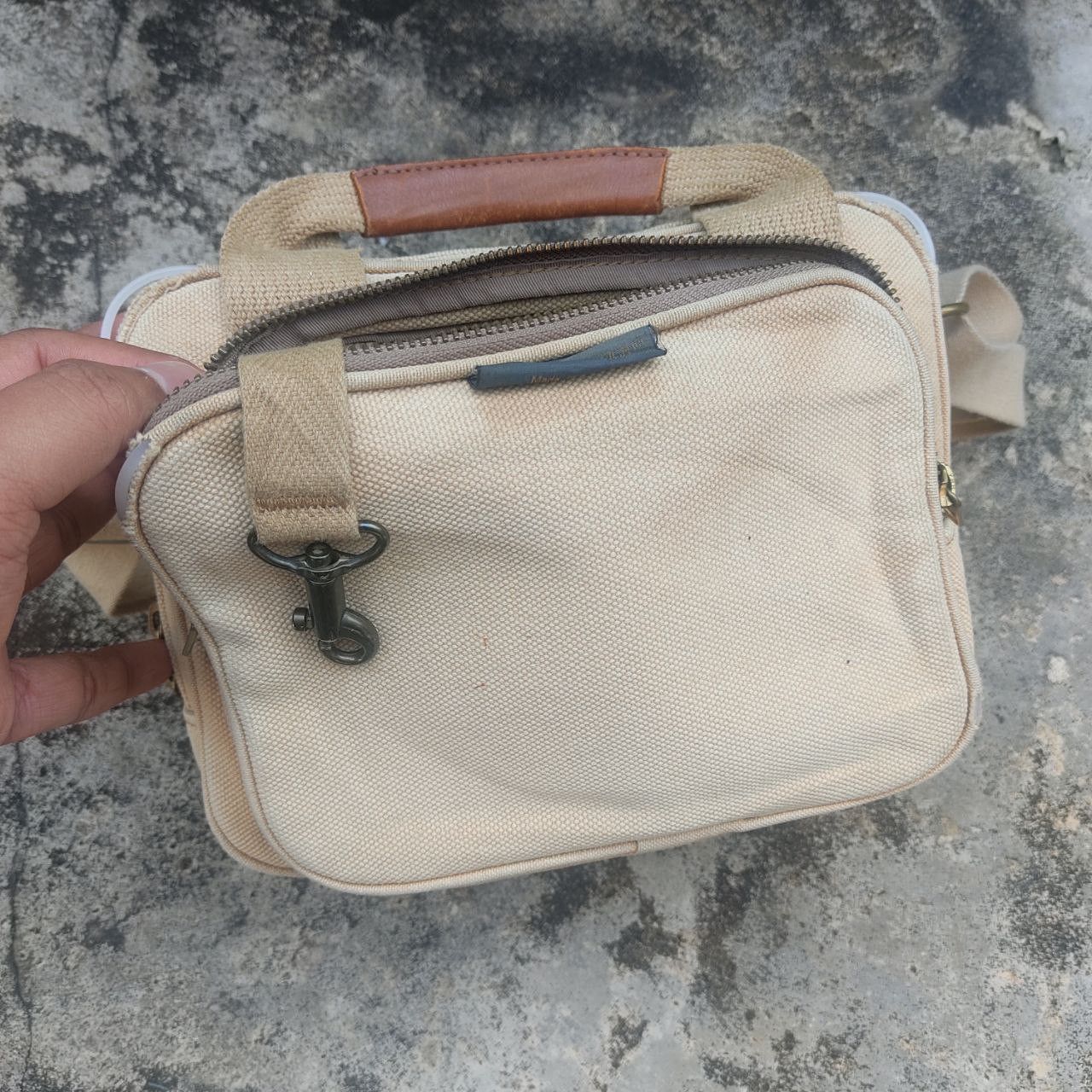 Japanese Brand Shirai Design Japan Sling Bag Size ONE SIZE - 8 Thumbnail