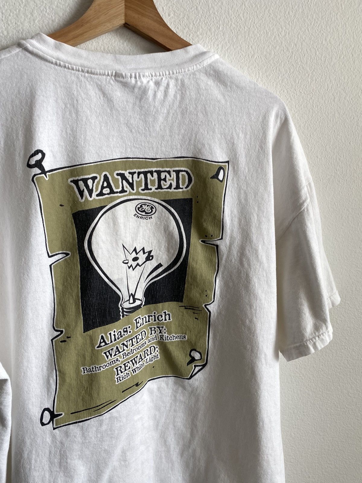 Vintage Vintage Hallmark Light Bulb Funny Tee Size US XXL / EU 58 / 5 - 3 Thumbnail
