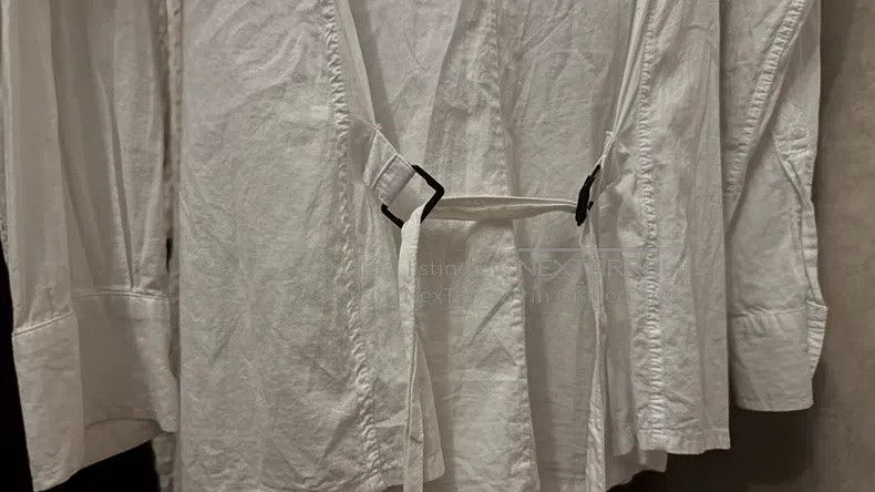 Ann Demeulemeester Ann Demeulemeester 34 white strappy shirt Size S / US 4 / IT 40 - 5 Thumbnail