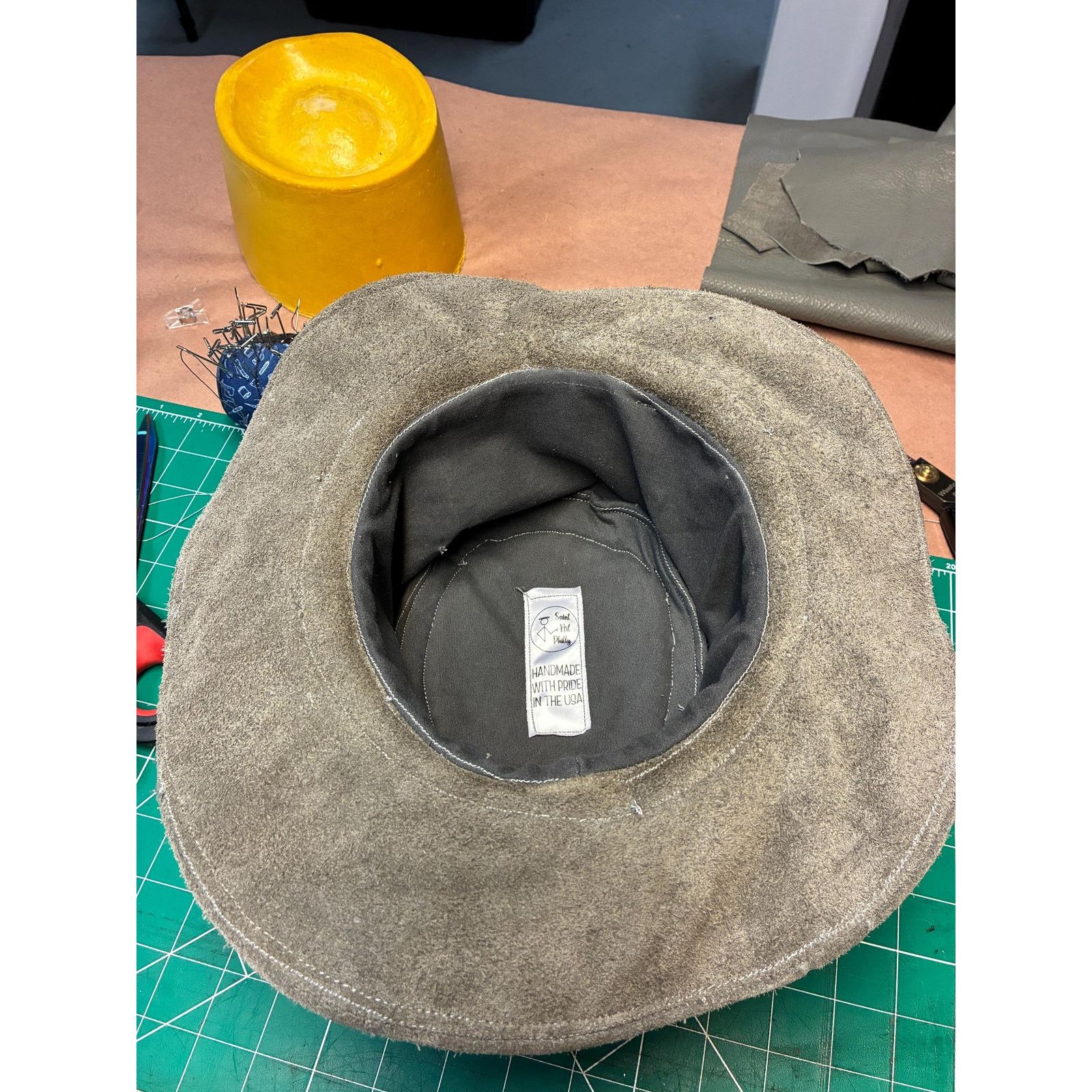Other Elle-May Hill Billy Hat, OOAK Top Grain Leather, Handmade Size ONE SIZE - 9 Thumbnail