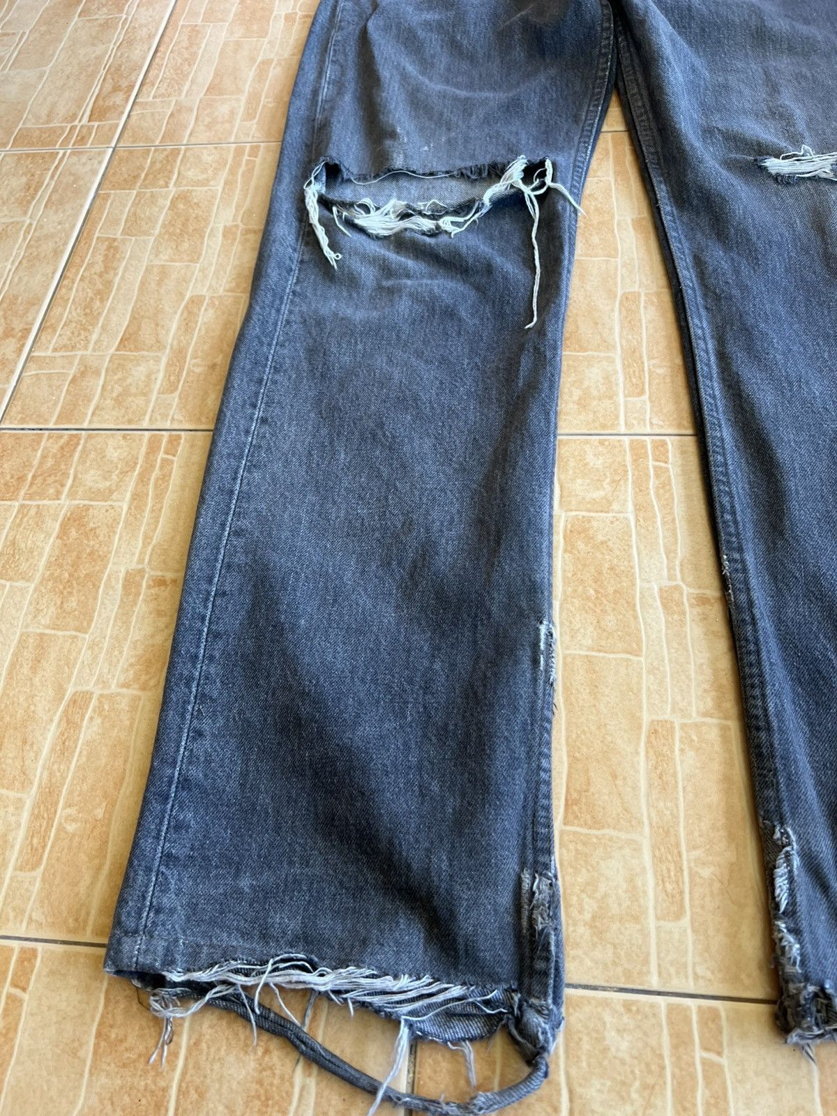Levi's True Vintage Levis 501 USA Distress Jean Size US 31 - 7 Thumbnail