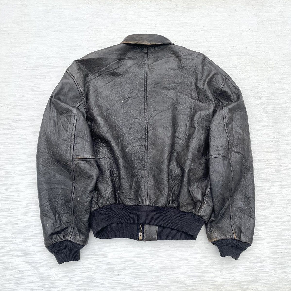 Avirex Distressed Avirex 1989 Heavy Flight Bomber Leather Jacket Size US M / EU 48-50 / 2 - 2 Thumbnail