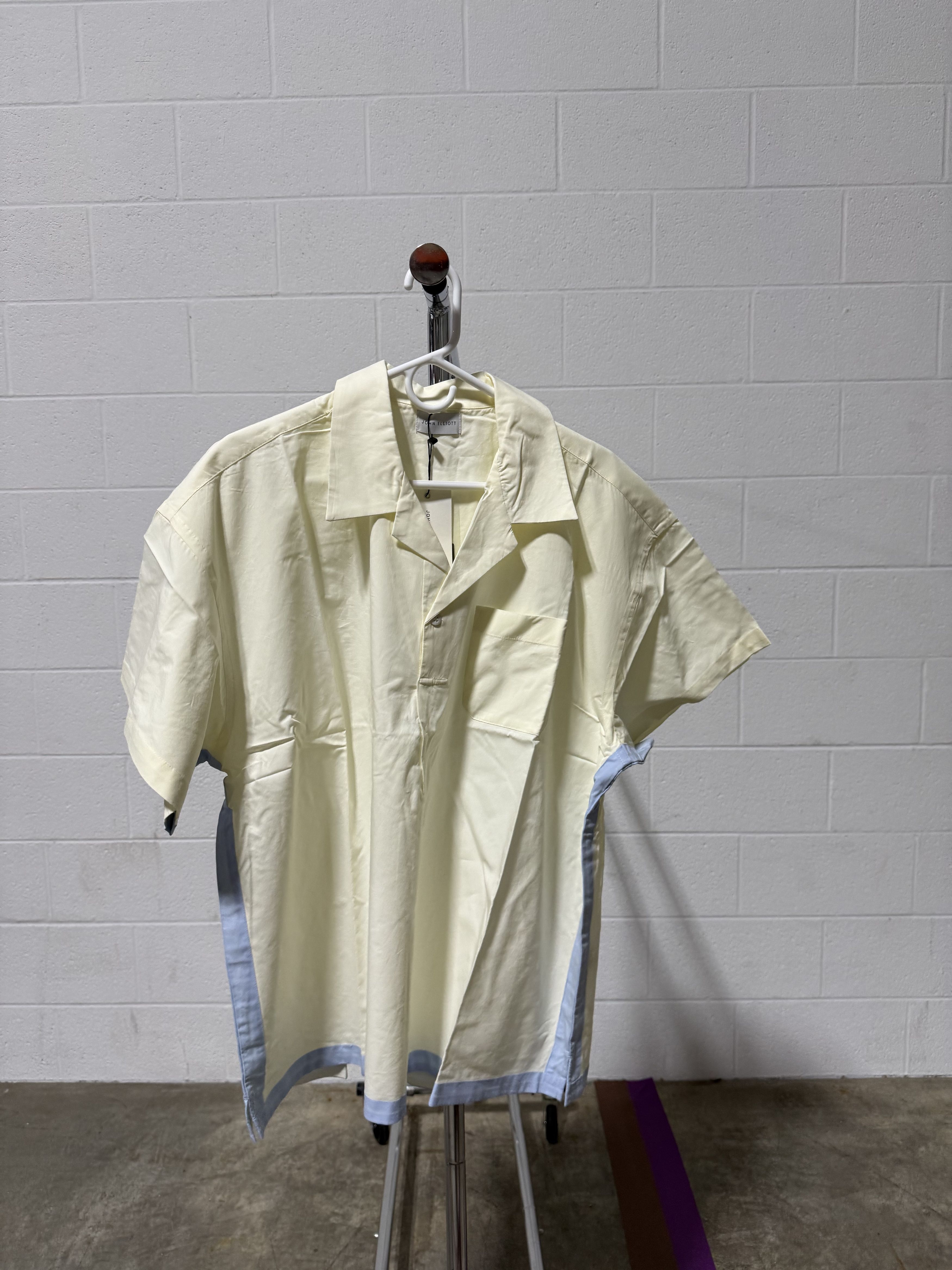 John Elliott John Elliott Pullover Camp Shirt 'Salt/Light Blue' Size US XL / EU 56 / 4 - 1 Thumbnail