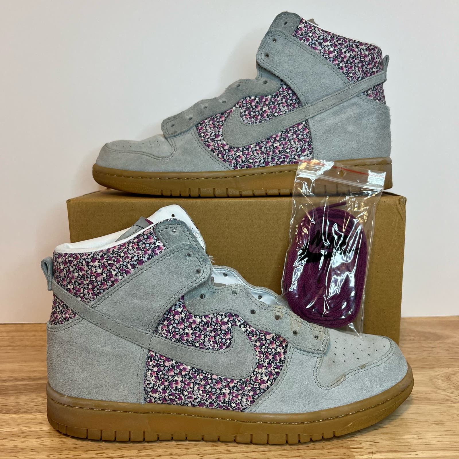 image of Nike Dunk High Premium ‘Purple Floral - Grey’ Wmns Size 9.5 Shoes, Women's
