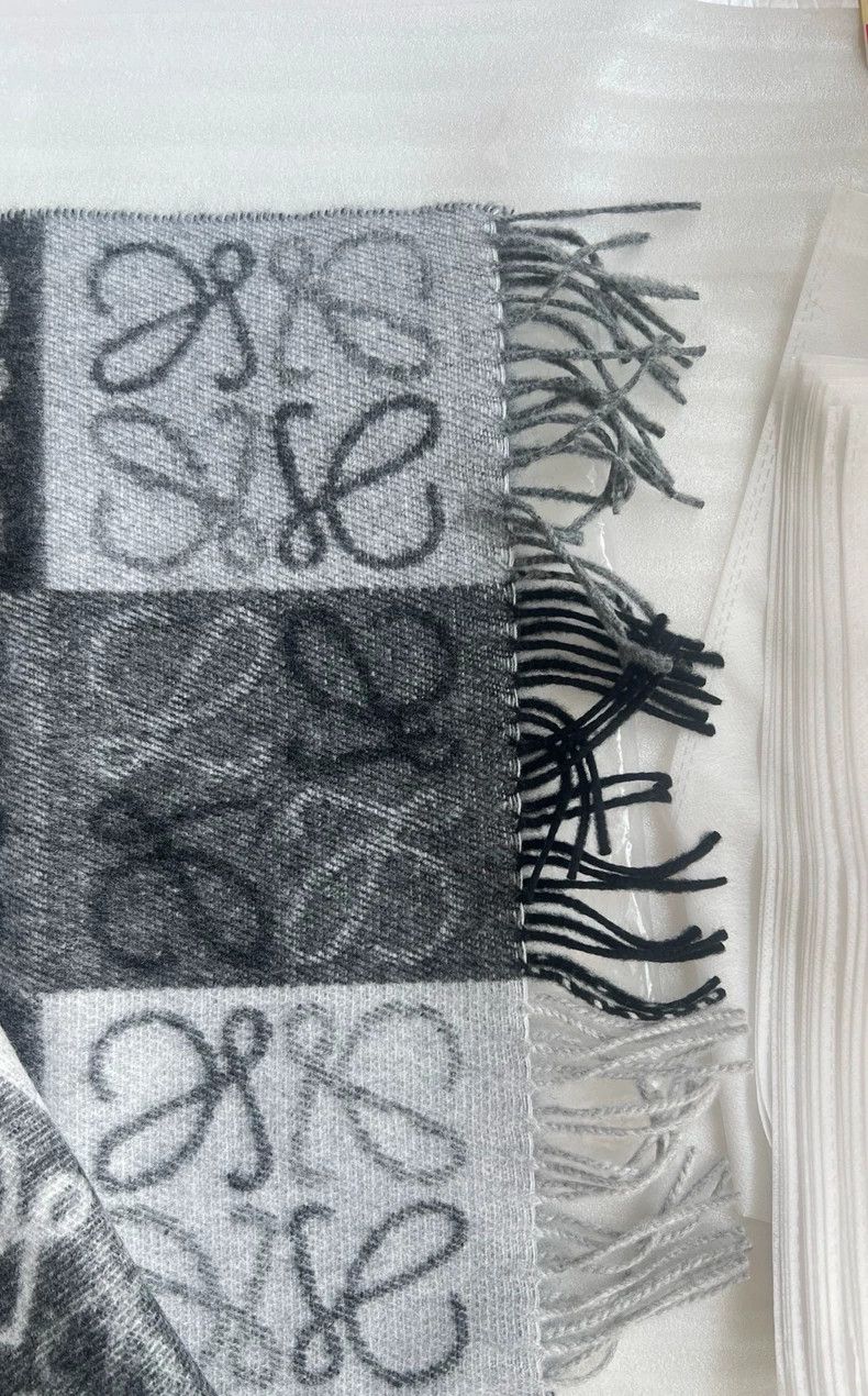 Loewe LOEWE size 38*180cm Wool scarf Size ONE SIZE - 2 Thumbnail