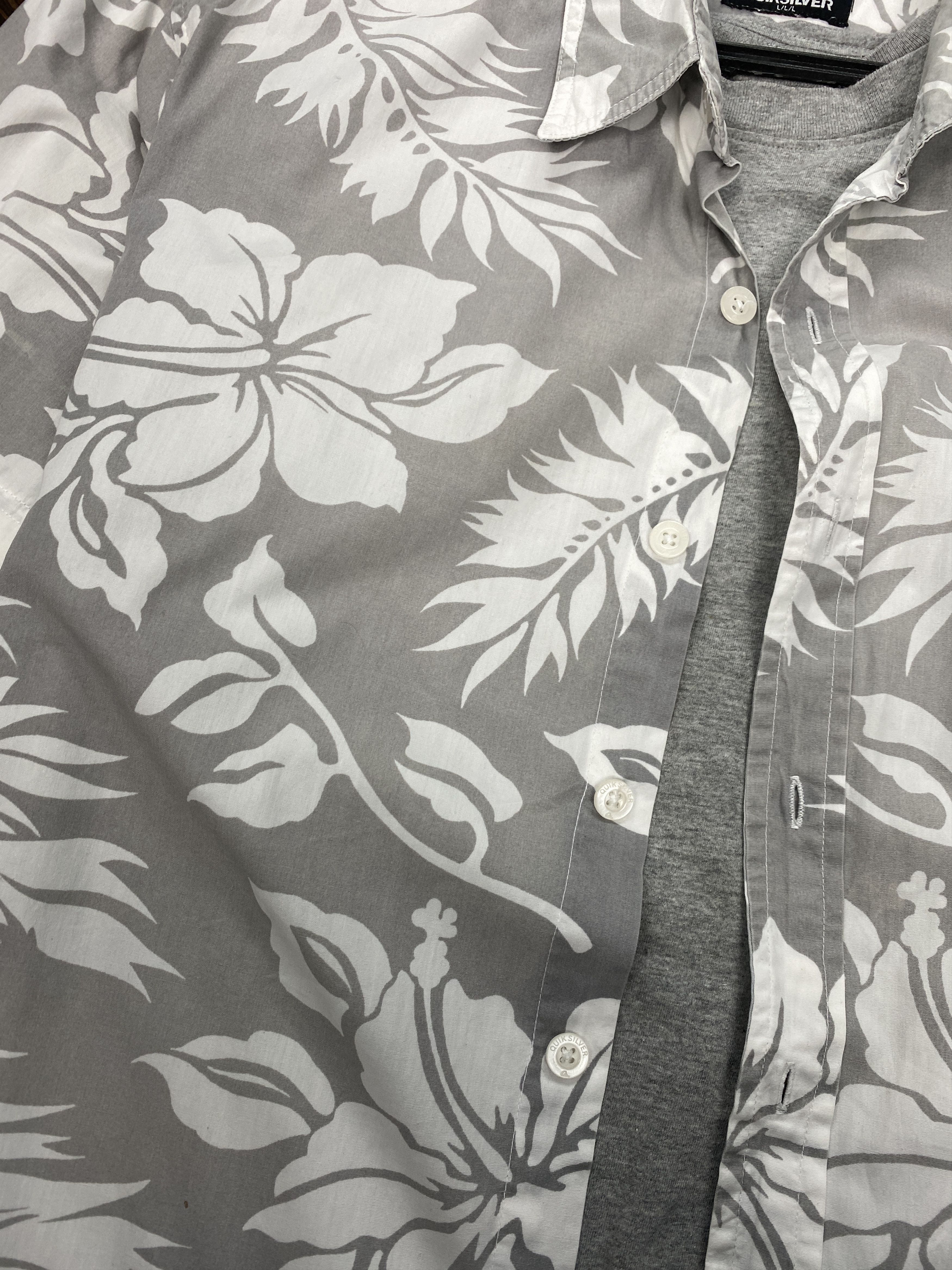 Quiksilver Quiksilver vintage hawaiian shirt y2k Size US L / EU 52-54 / 3 - 5 Thumbnail