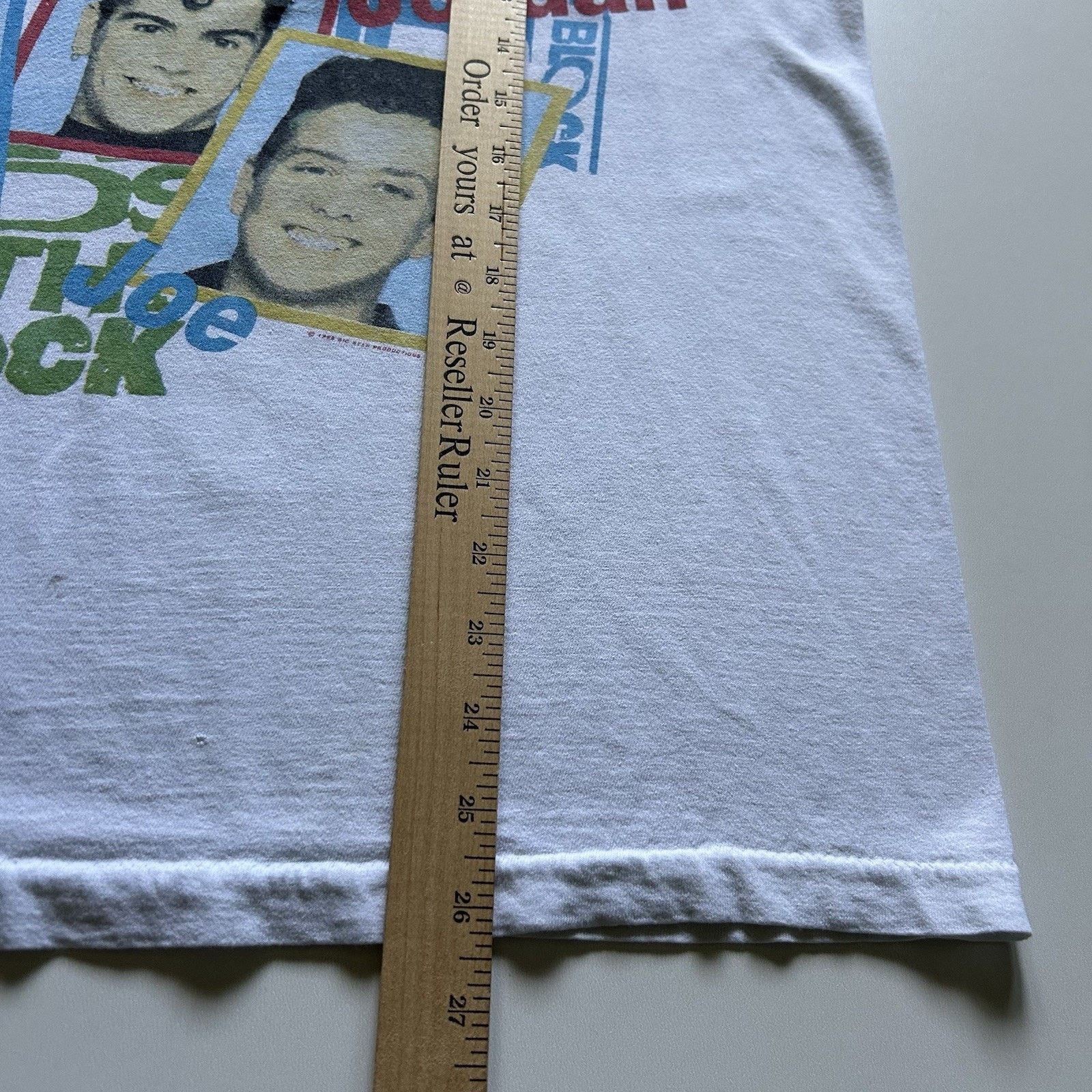 Band Tees Vintage 90s New Kids On The Block T-Shirt Medium NKOTB Rare Size US M / EU 48-50 / 2 - 6 Thumbnail