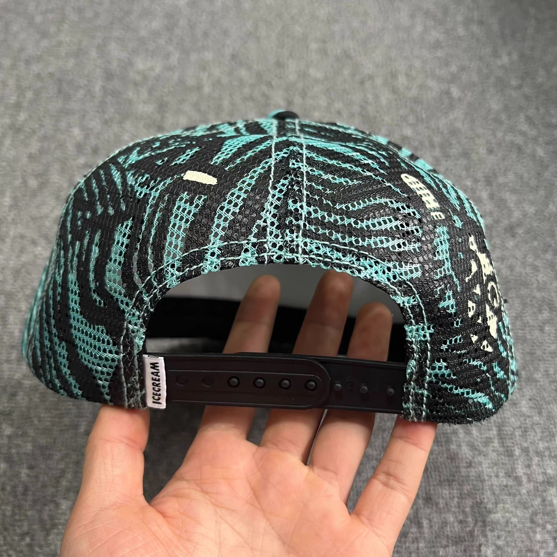 Billionaire Boys Club BBC ICECREAM Dog Mesh Trucker Hat Sun Hat Baseball Cap Q7 Size ONE SIZE - 6 Thumbnail