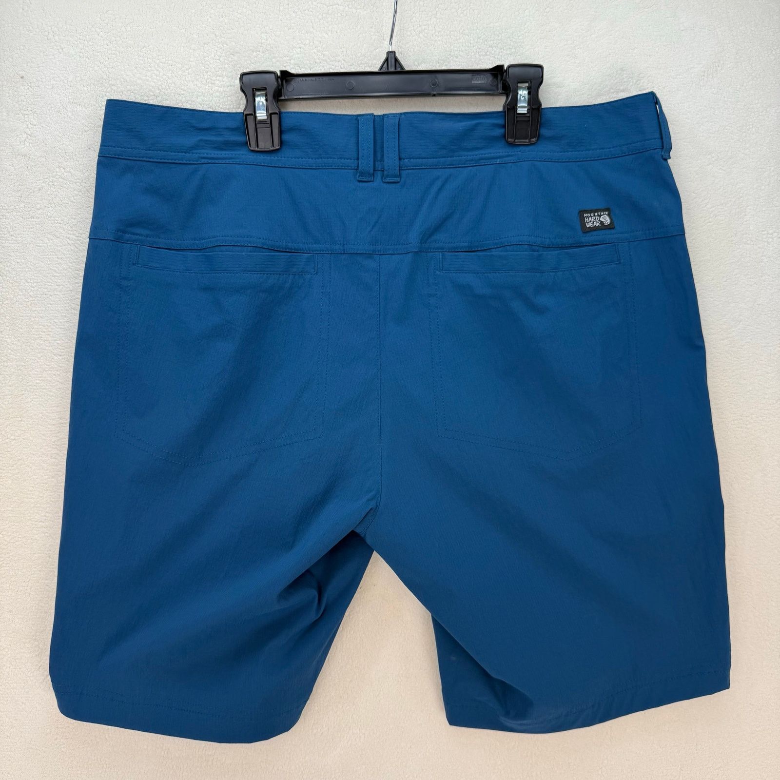 Mountain Hardwear MOUNTAIN HARDWEAR MEN'S 42 BLUE WILDLANDS OUTDOOR SHORTS Size US 42 / EU 58 - 2 Thumbnail
