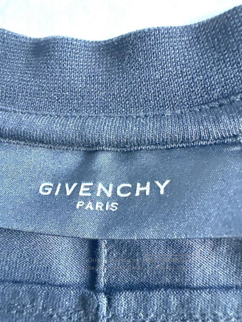 Givenchy Givenchy T-shirt Size US M / EU 48-50 / 2 - 2 Thumbnail