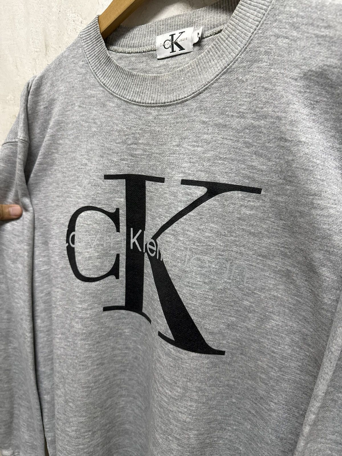 Calvin Klein Vintage Calvin Klein Big Spell Out Sweatshirt Size US M / EU 48-50 / 2 - 3 Thumbnail