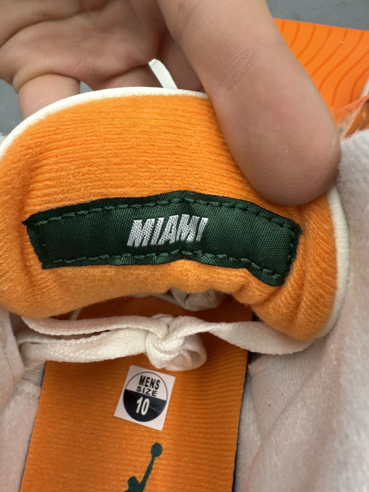 Nike 2025 Jordan 3 Retro SP SoleFly Miami Size US 10 / EU 43 - 8 Thumbnail
