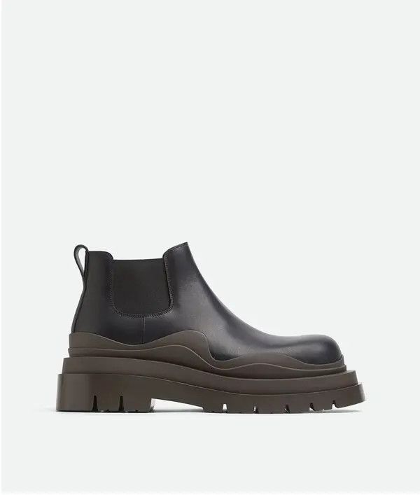 Bottega Veneta Black Tire Chelsea Ankle Boots with camping sole Size US 10.5 / EU 43-44 - 1 Thumbnail