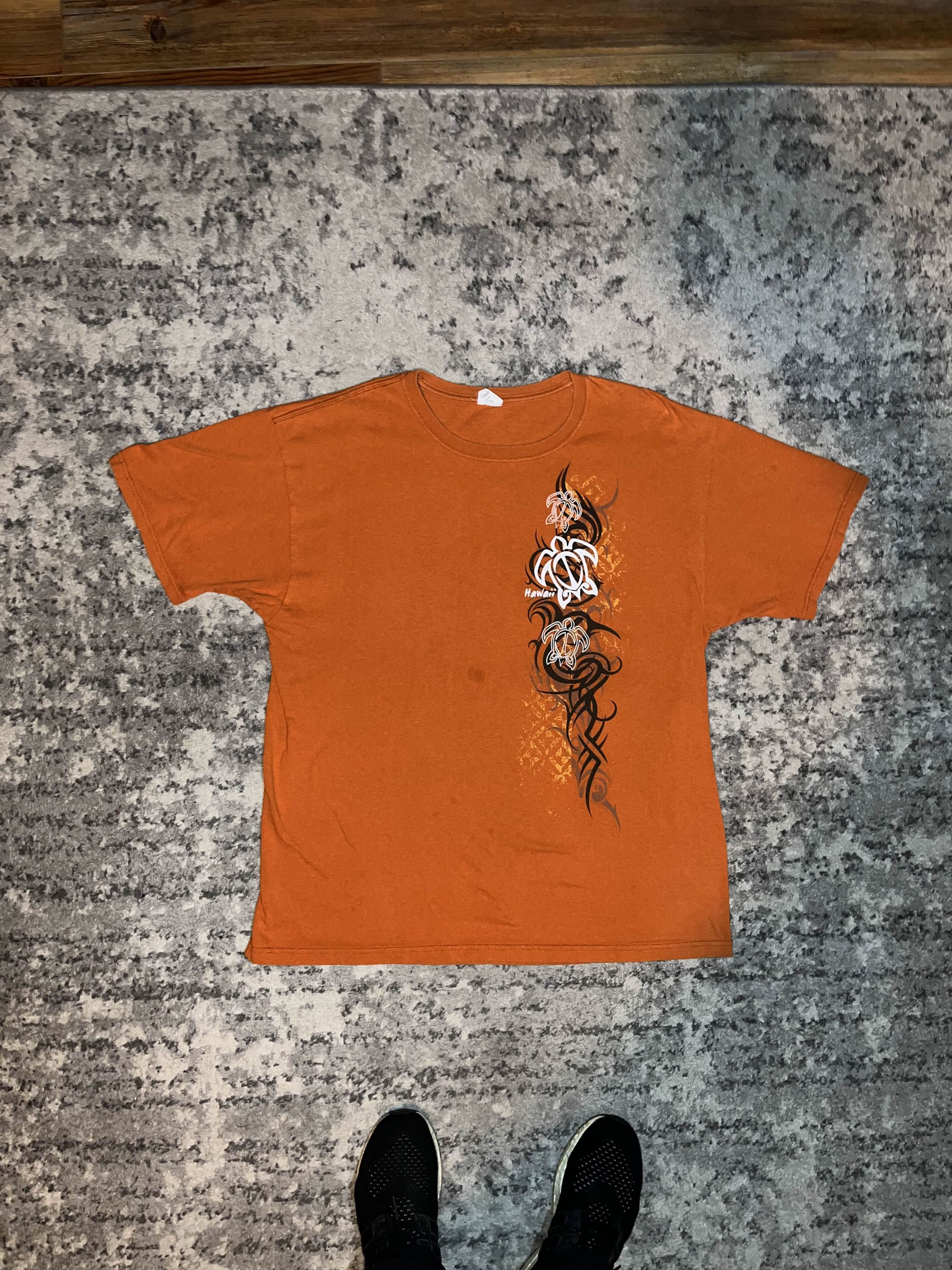 Vintage Y2K Hawaii Tribal Turtle Surf Tee Size US XL / EU 56 / 4 - 1 Thumbnail