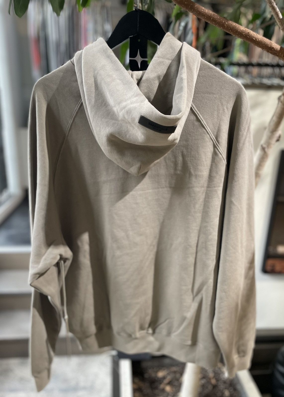 Fear of God Fear of God Essentials Hoodie Seal Size US M / EU 48-50 / 2 - 2 Thumbnail