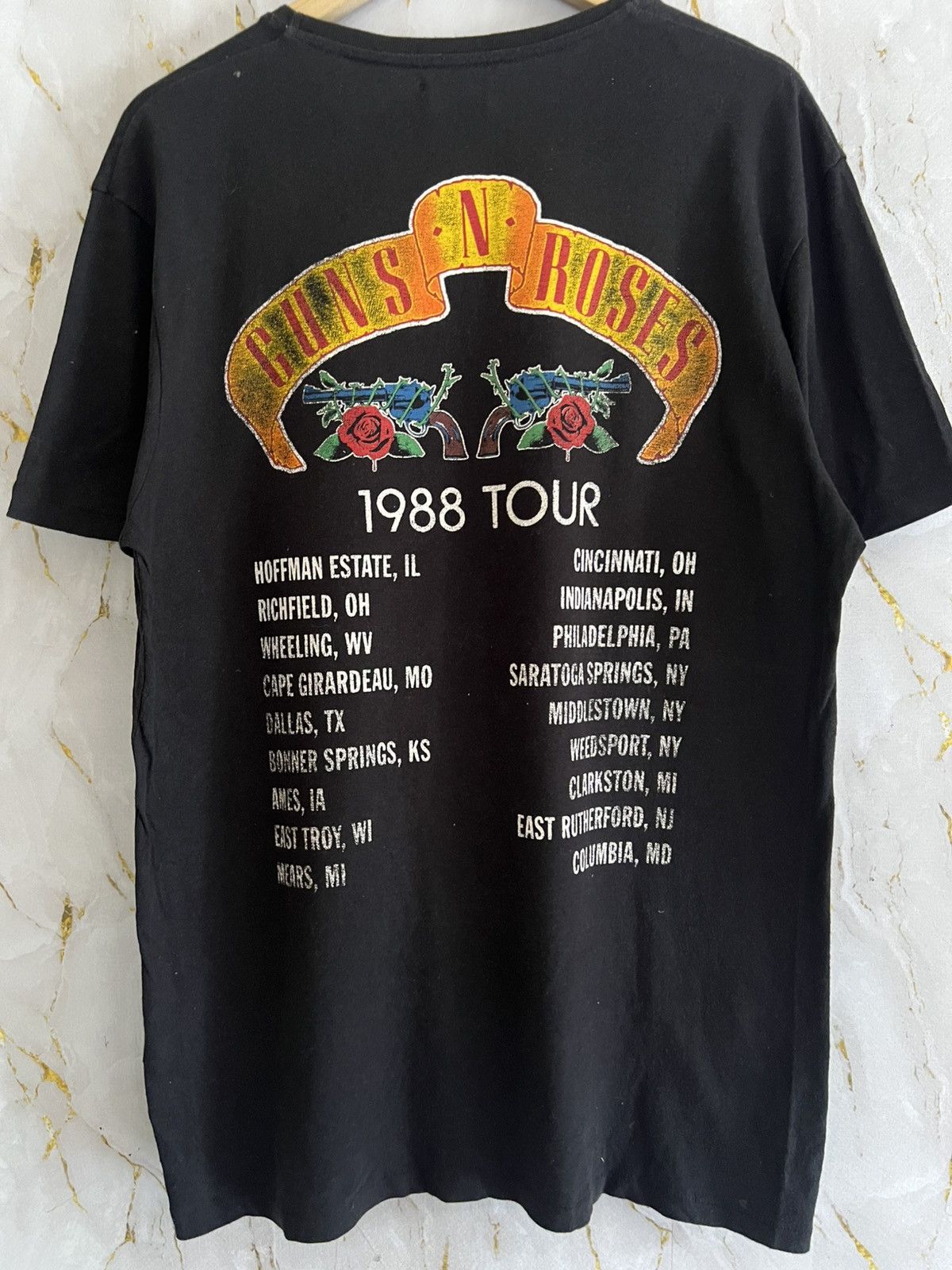 Zara GUN N ROSE LOGO 1998 TOUR TSHIRT Size US L / EU 52-54 / 3 - 2 Thumbnail