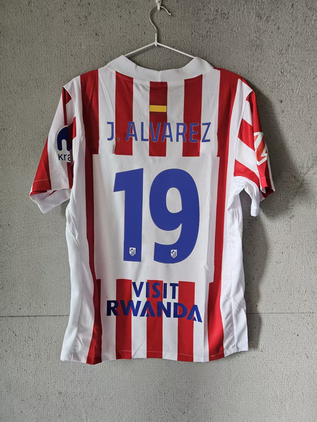 Other 2025 26 Atlético de Madrid #19 Julián Álvarez Jersey Size US S / EU 44-46 / 1 - 1 Thumbnail