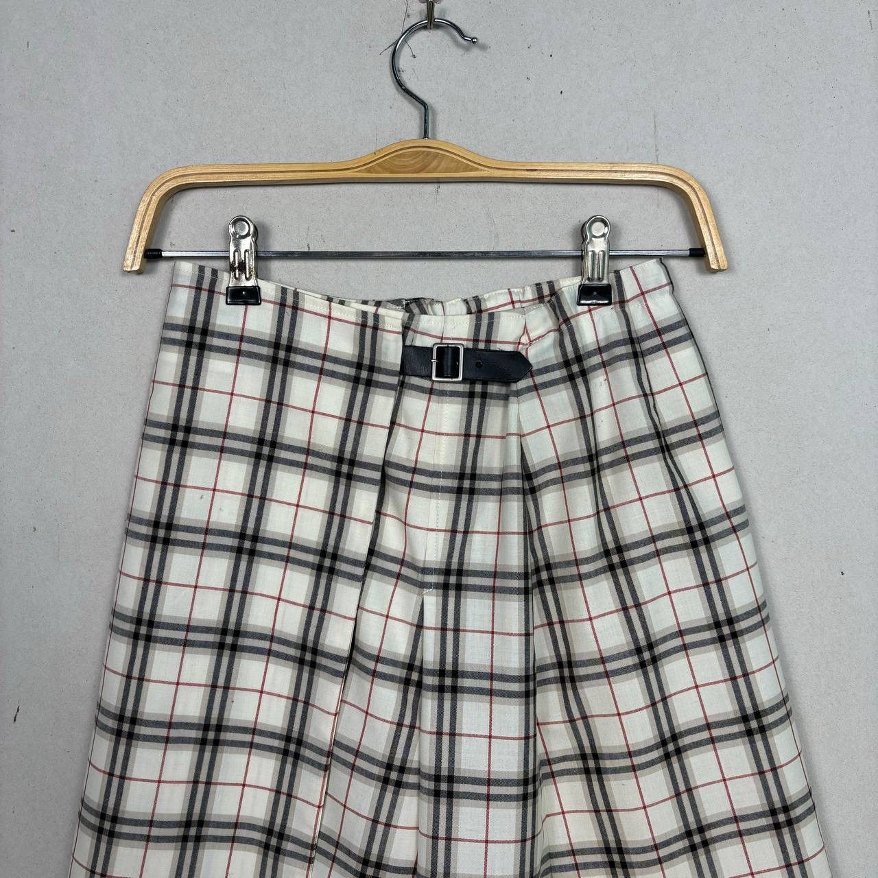 Burberry Authentic Burberry Nova Check Skirt Size 26" / US 2 / IT 38 - 4 Thumbnail