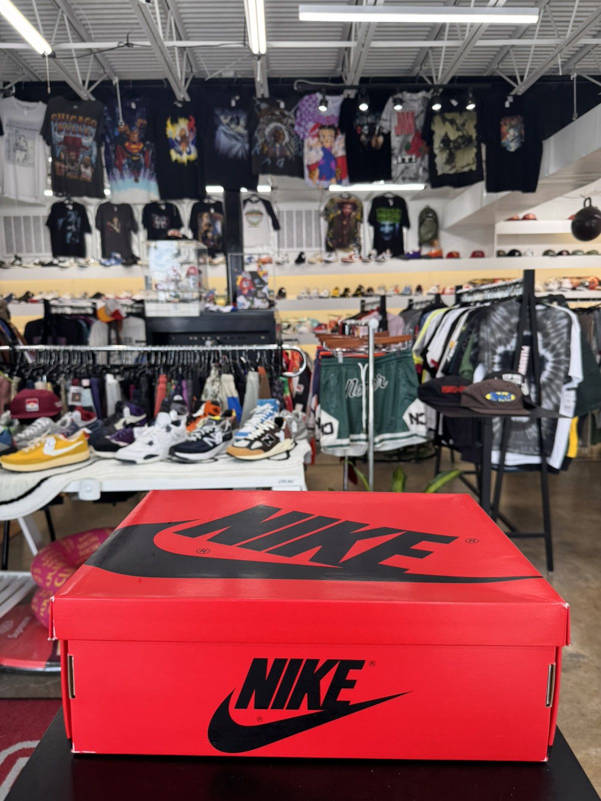 Jordan Brand × Nike Air Jordan 1 Retro High ‘85 Neutral Grey Size 11 (2021) Size US 11 / EU 44 - 13 Thumbnail