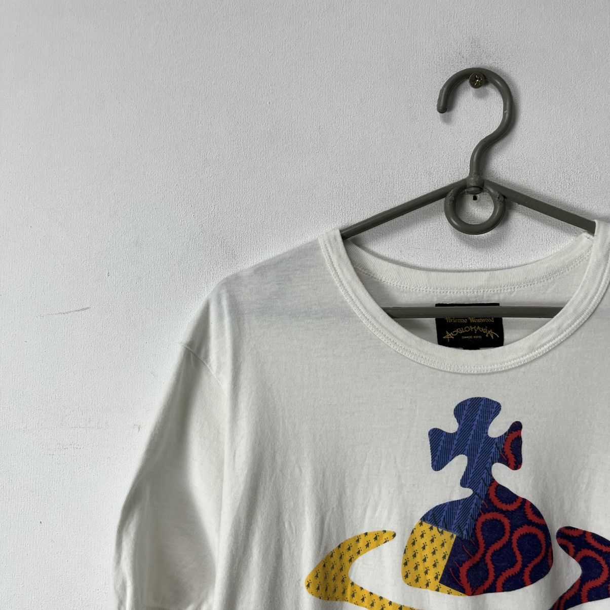 Vivienne Westwood Vivienne westwood t-shirt big logo Size US L / EU 52-54 / 3 - 3 Thumbnail