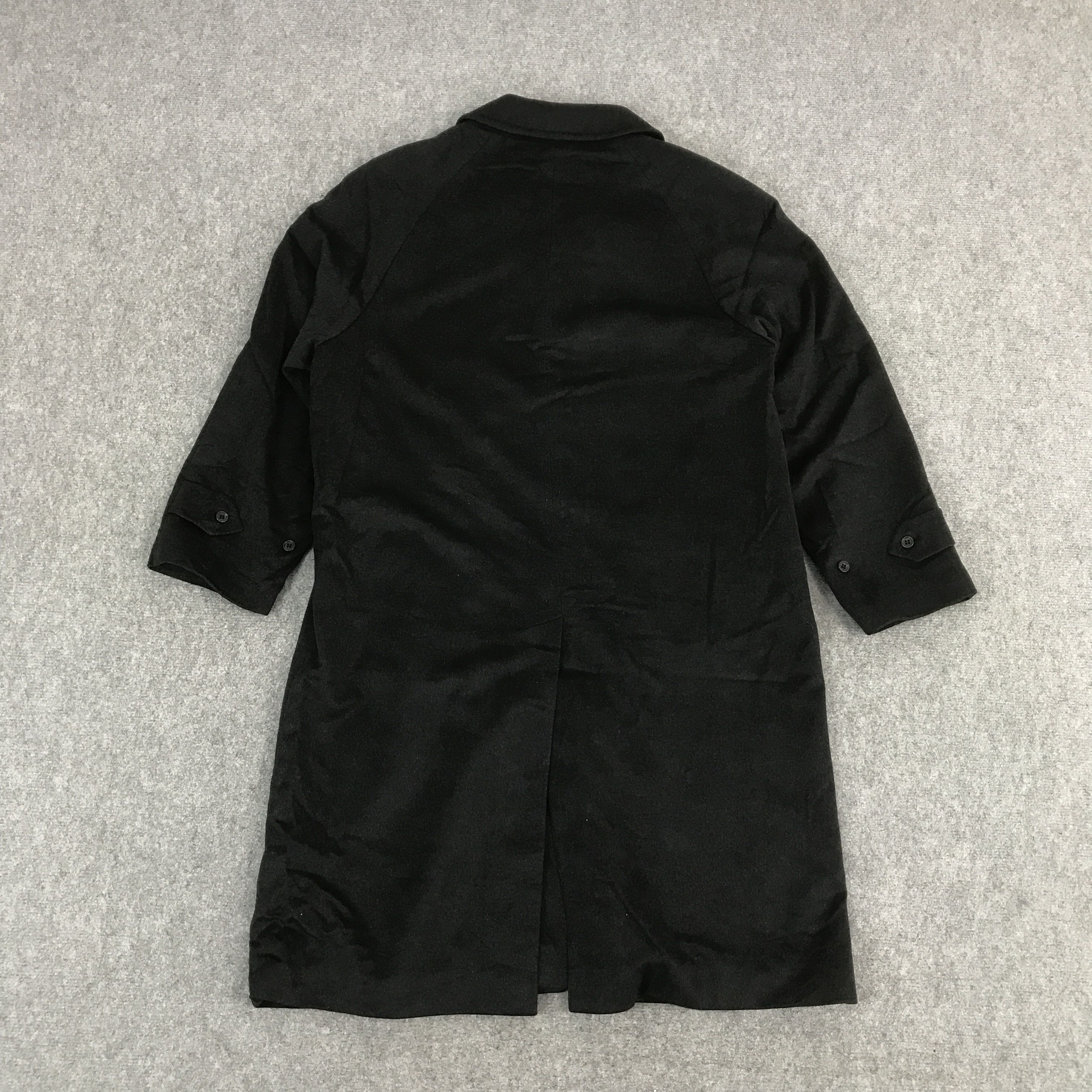 Pierre Balmain PIERRE BALMAIN PARIS WOOL BUTTON COAT JACKET Size US L / EU 52-54 / 3 - 2 Thumbnail