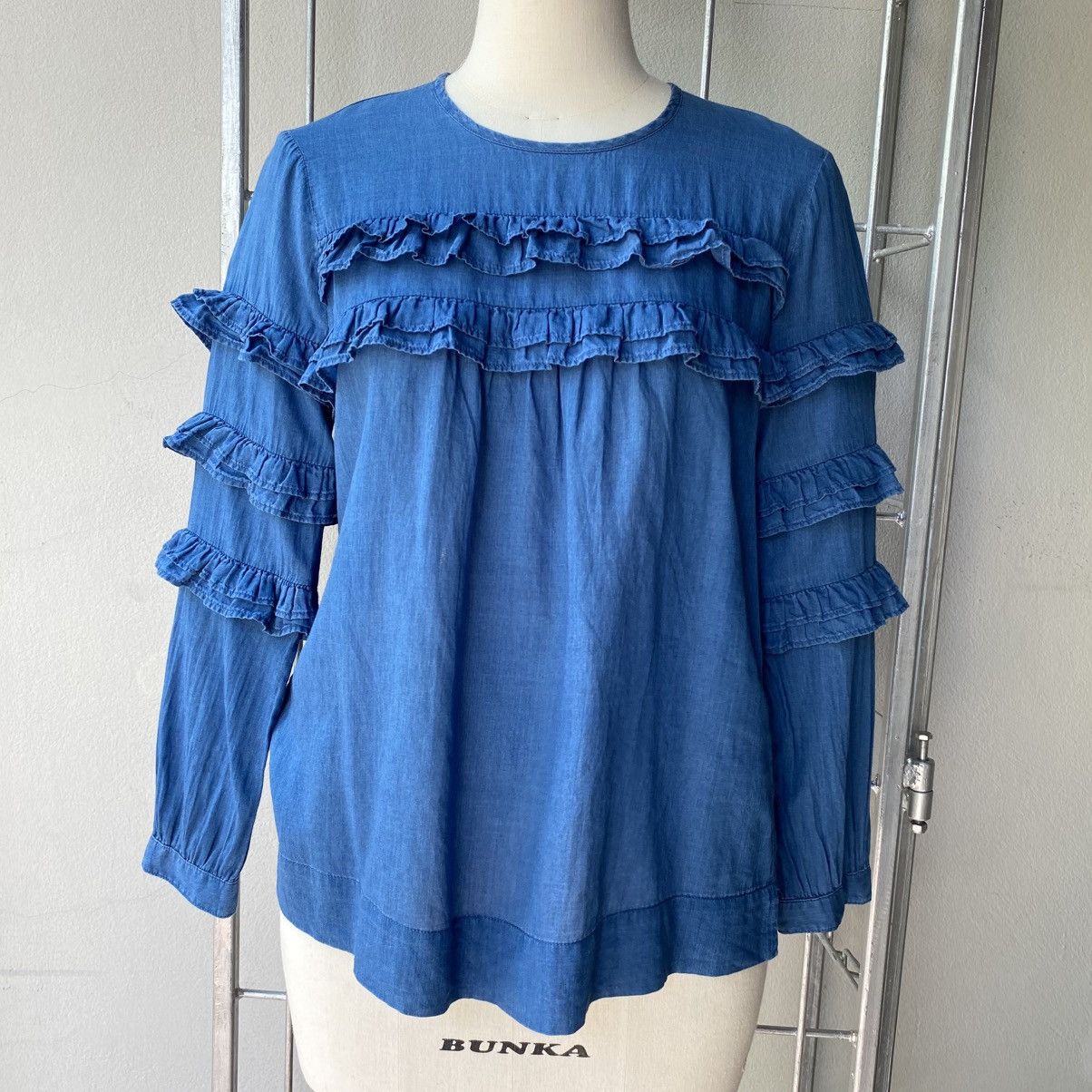 J.Crew J.CREW Blue Ruffled Long-Sleeve Blouse Size XS / US 0-2 / IT 36-38 - 5 Thumbnail