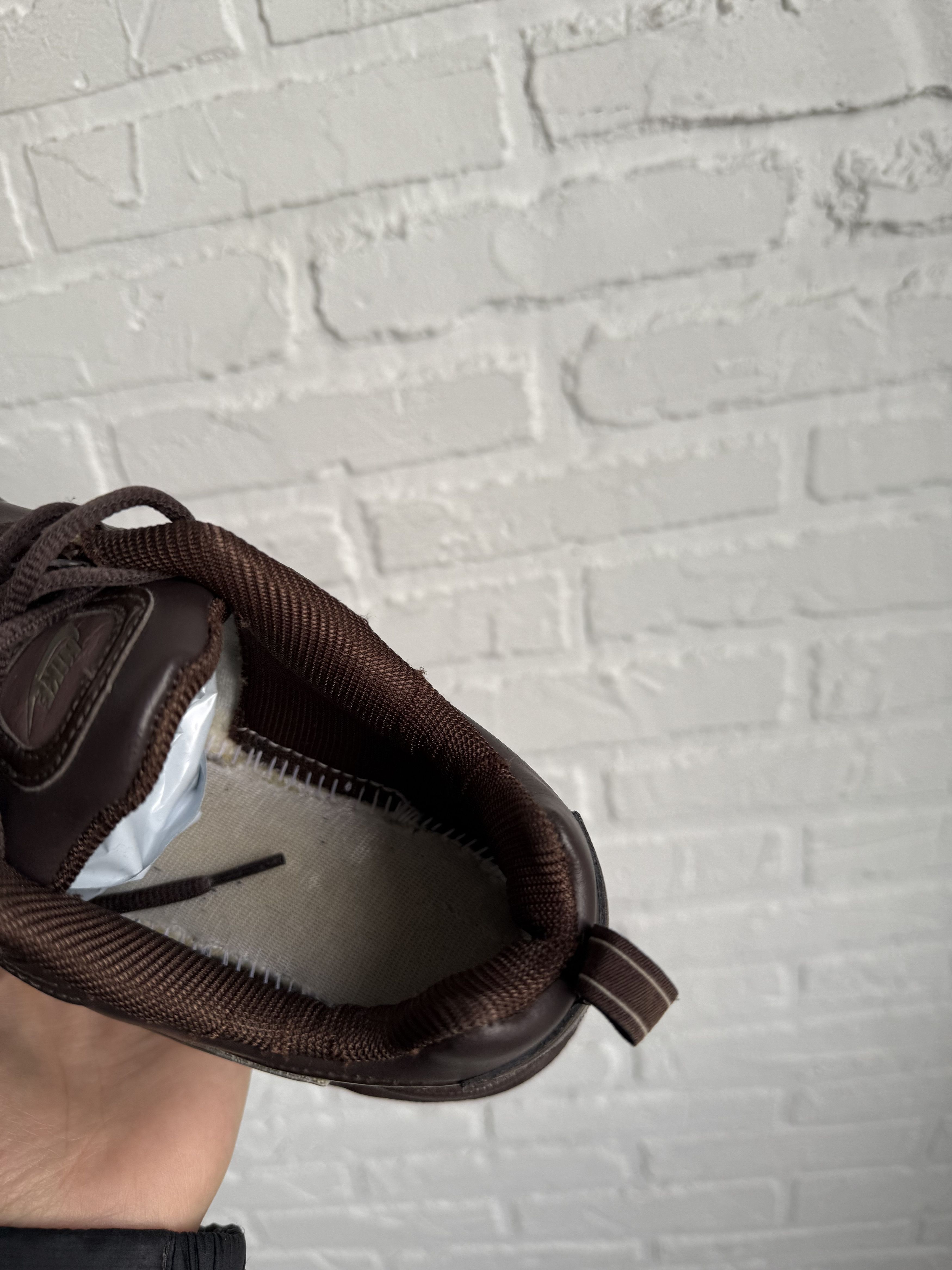 Nike Vintage 2007 OG Nike brown sneakers dad shoes Size US 10.5 / EU 43-44 - 19 Thumbnail