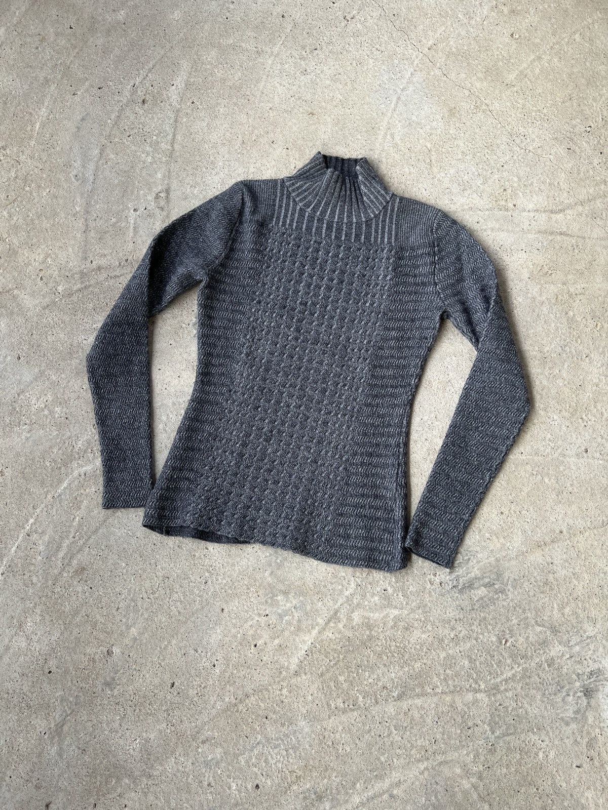 Lacoste Lacoste Wool Sweater Size M / US 6-8 / IT 42-44 - 1 Thumbnail