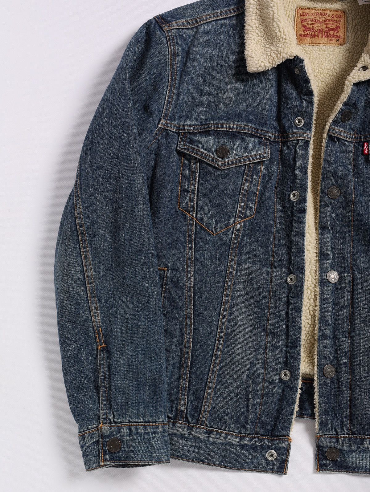 Levi's Levi’s Sherpa Denim Jacket Jeans Washed Blue Size US M / EU 48-50 / 2 - 4 Thumbnail
