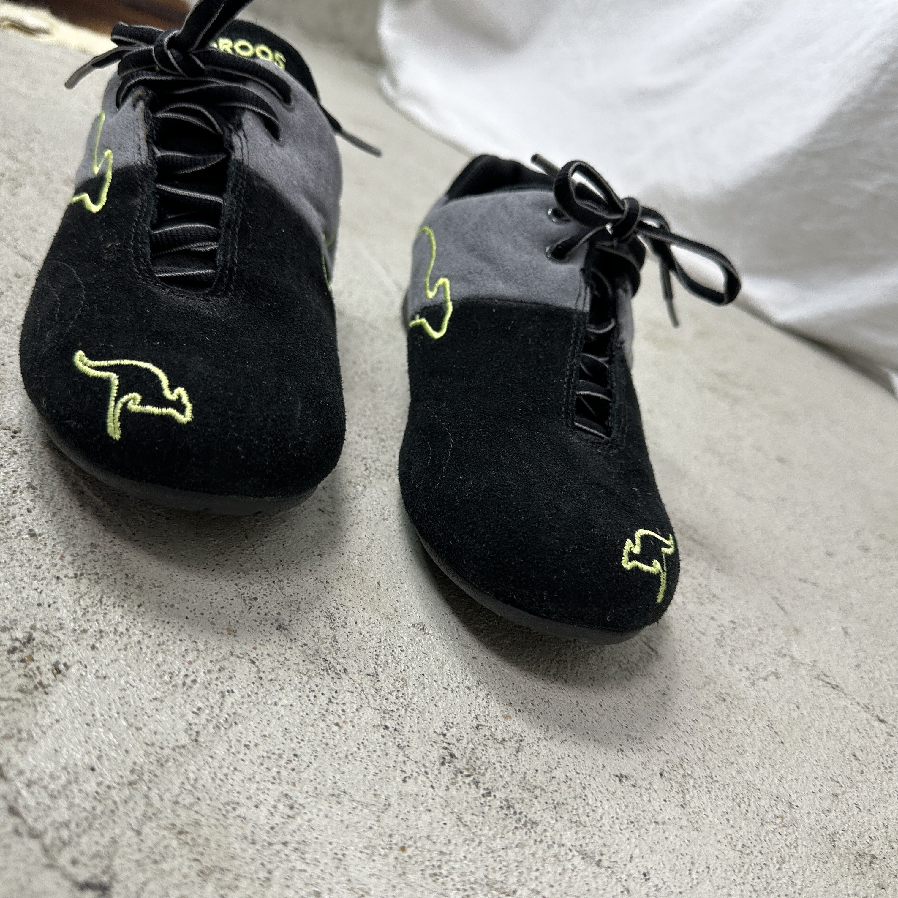 KangaROOS Vintage Asymmetrical Sporty Kangaroos Sneakers Y2K Size US 6 / EU 39 - 4 Thumbnail