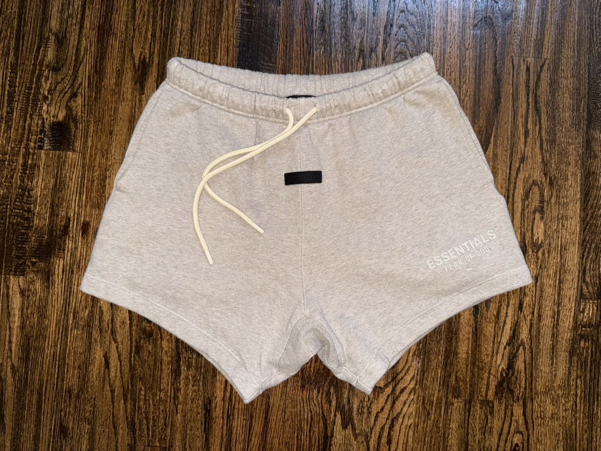 Fear of God Fear of God Essentials Oatmeal Grey Sweat Shorts Sz Small Size US 30 / EU 46 - 1 Thumbnail