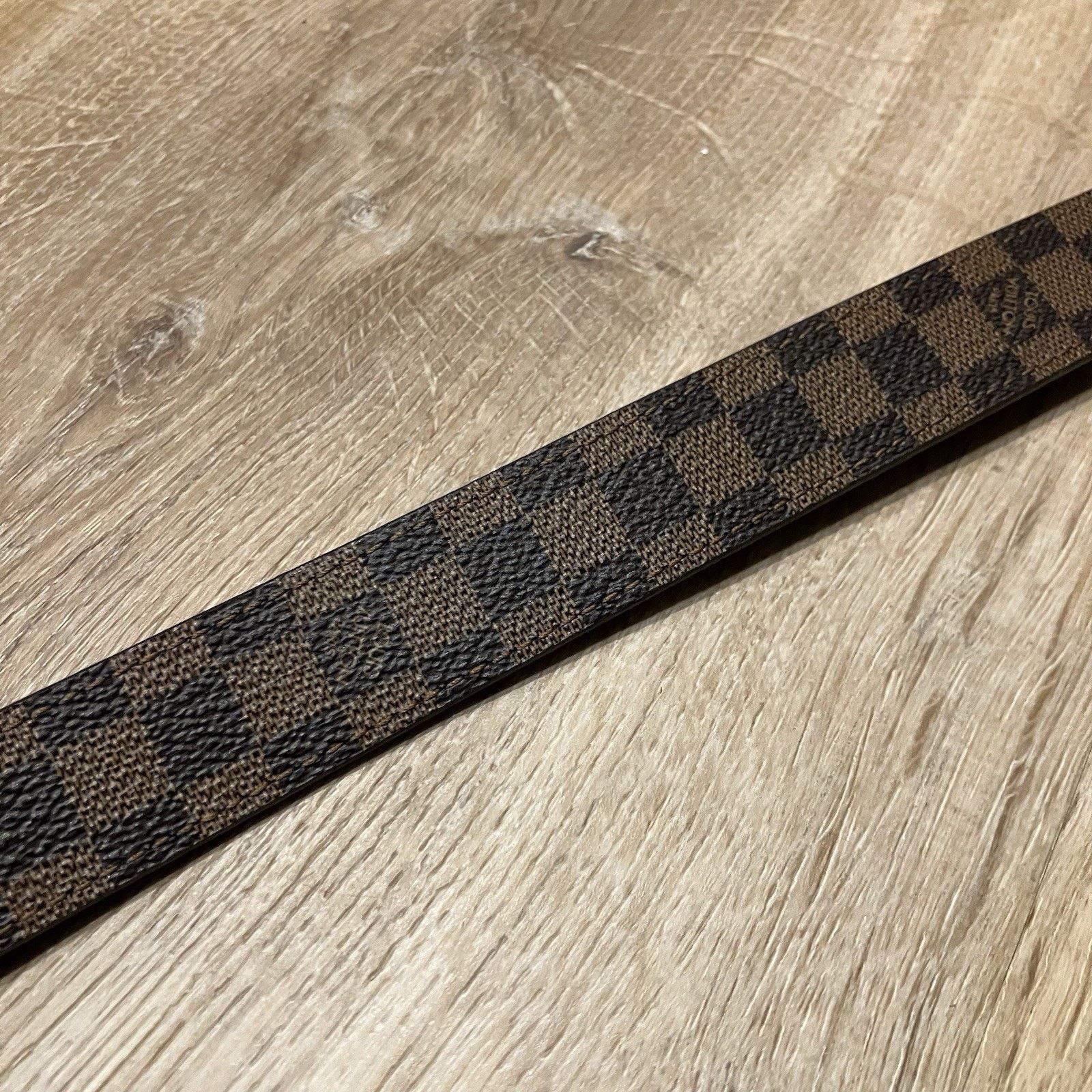 Louis Vuitton Louis Vuitton Lock Me Padlock Kelly Belt Monogram LV Brown Size ONE SIZE - 8 Thumbnail