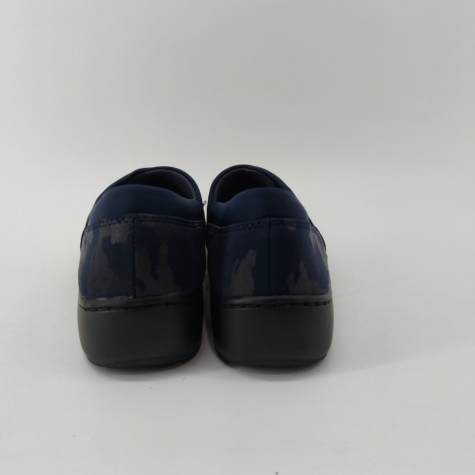 Clarks Clarks Cora Heather Interest Camo Navy Blue Loafers Size 8 Size US 8 / IT 38 - 9 Thumbnail
