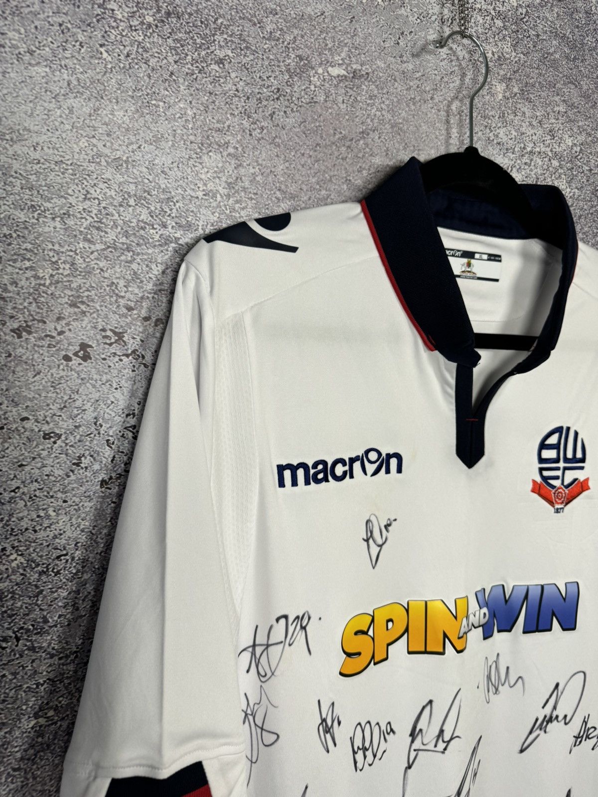 Macron × Vintage Vintage Bolton Wanderers 2016/17 Macron Soccer Jersey Size US XL / EU 56 / 4 - 6 Thumbnail