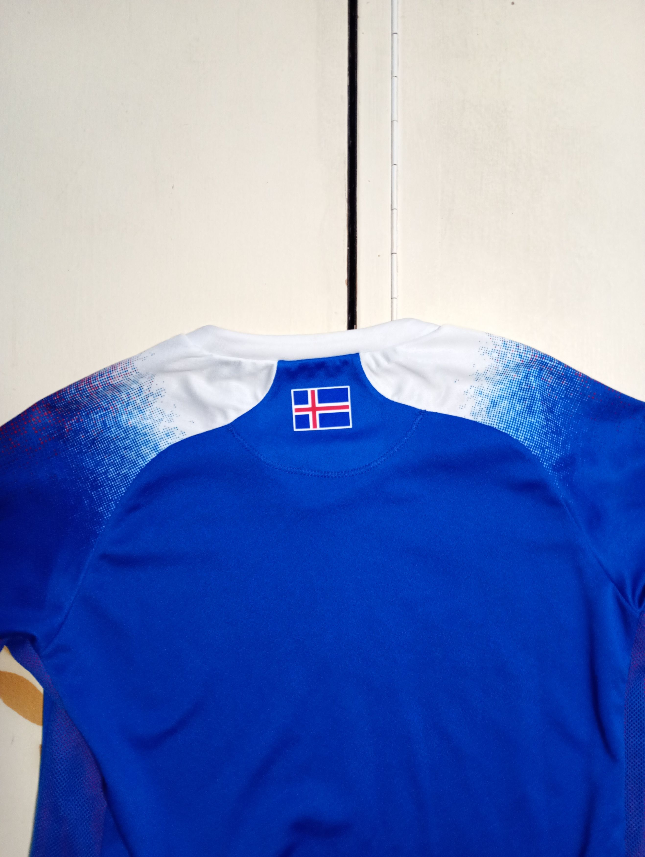 Errea Errea Fyrir Island KSI Jersey 2018-2019 Size US XXS / EU 40 - 10 Thumbnail