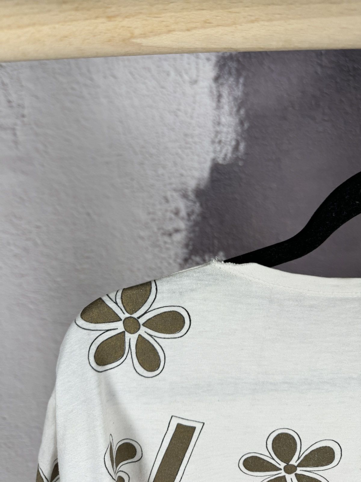 Disney × Mickey Mouse × Vintage VINTAGE DISNEY 80s MICKEY MOUSE EUREKA ALLOVER PRINT Tee Size US L / EU 52-54 / 3 - 19 Thumbnail