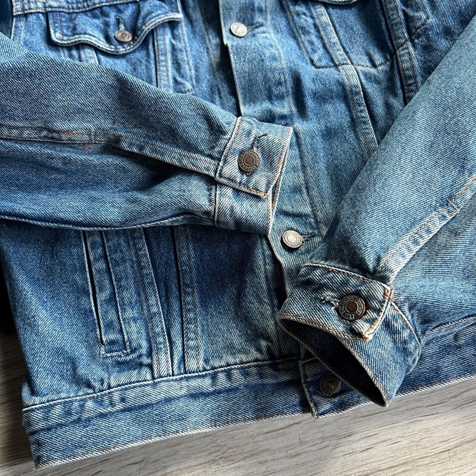 Levi's Levi’s Vintage Denim Trucker Jacket Jacket 9781AC Size US M / EU 48-50 / 2 - 8 Thumbnail