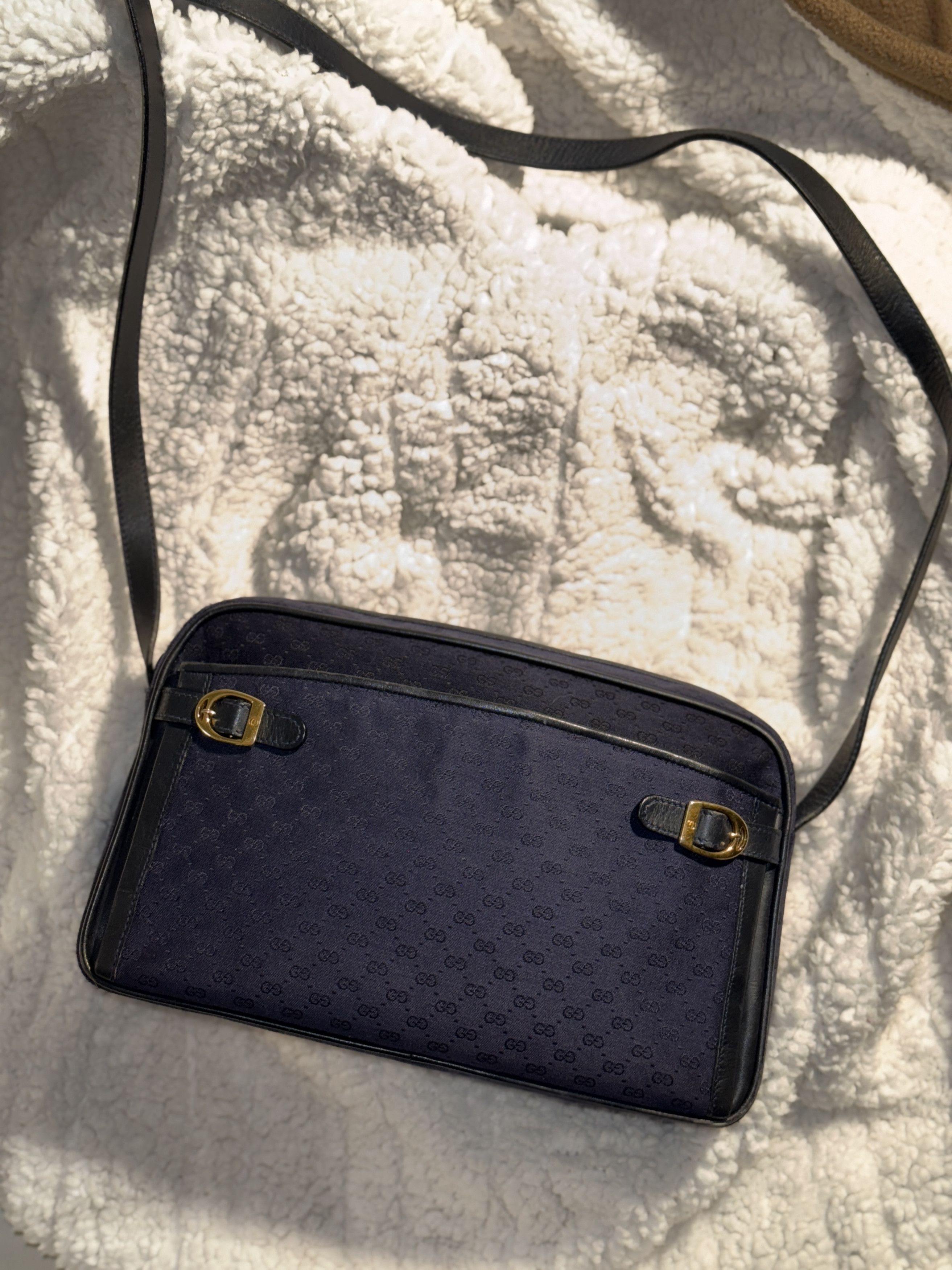Gucci Vintage Gucci Crossbody Bag Size ONE SIZE - 10 Thumbnail